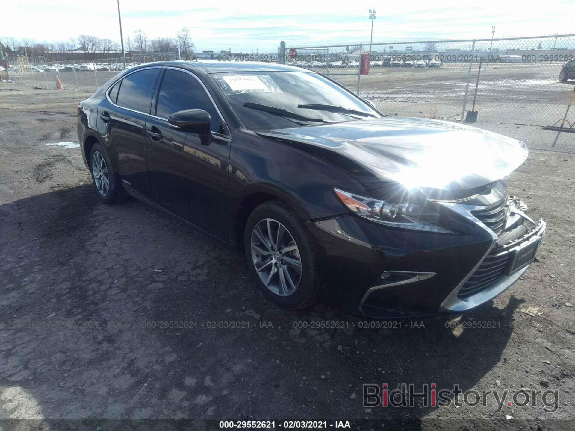 Фотография JTHBW1GG2G2101022 - LEXUS ES 300H 2016