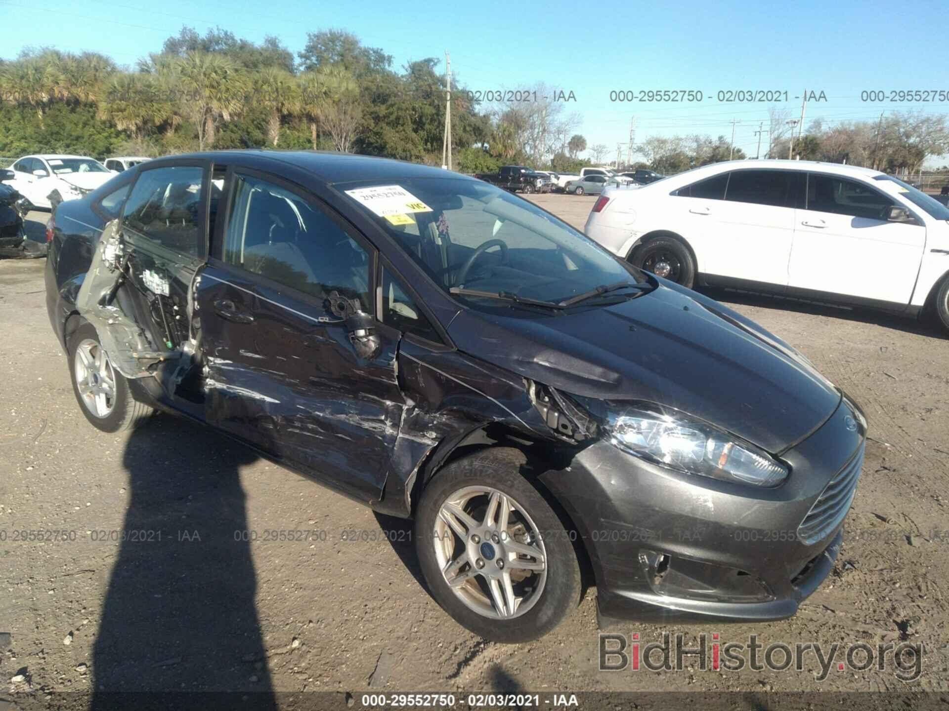 Photo 3FADP4BJ0KM104178 - FORD FIESTA 2019