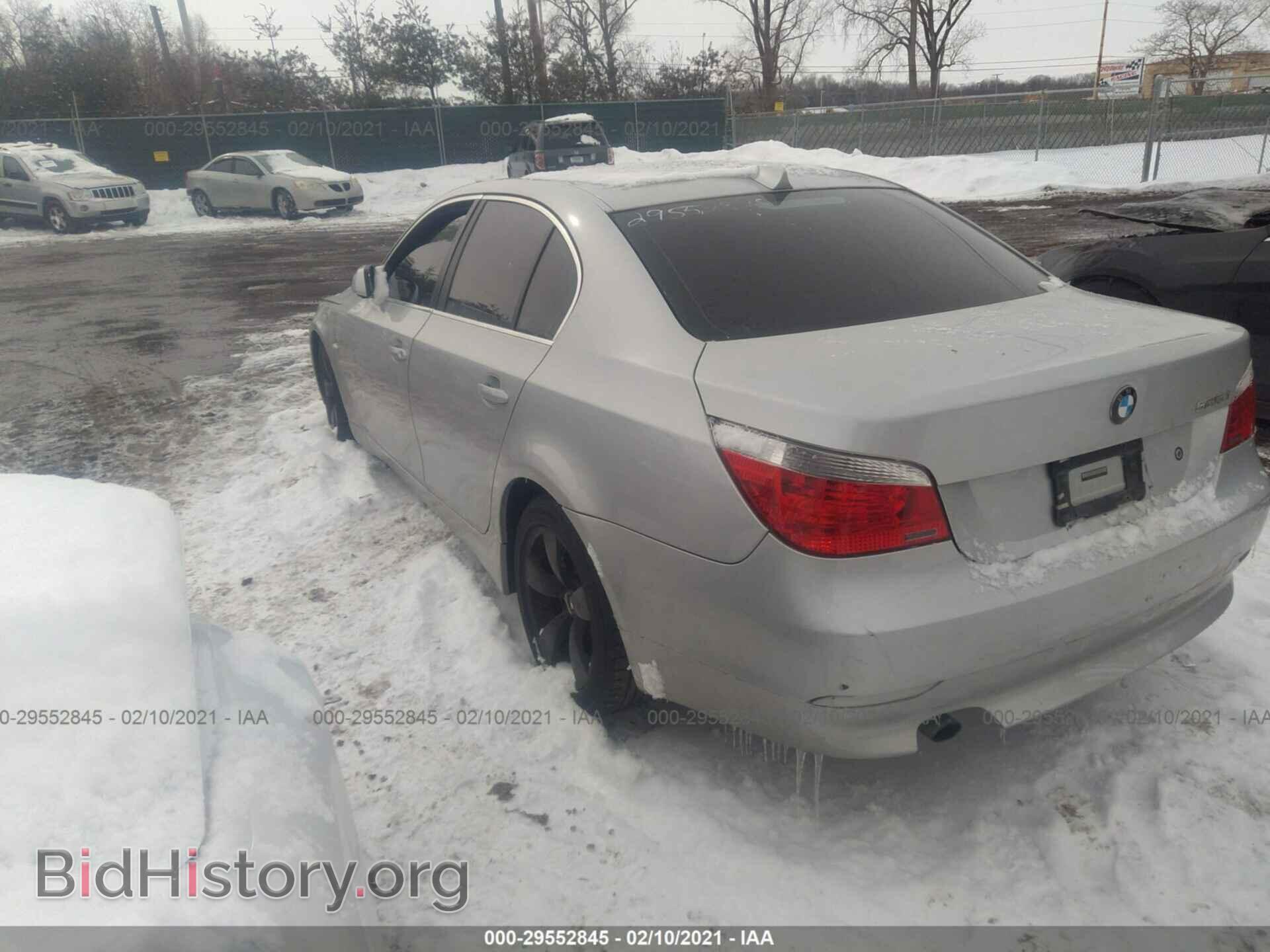 2007 BMW 5 SERIES - VIN: WBANE53537CW59272 - Фото 3
