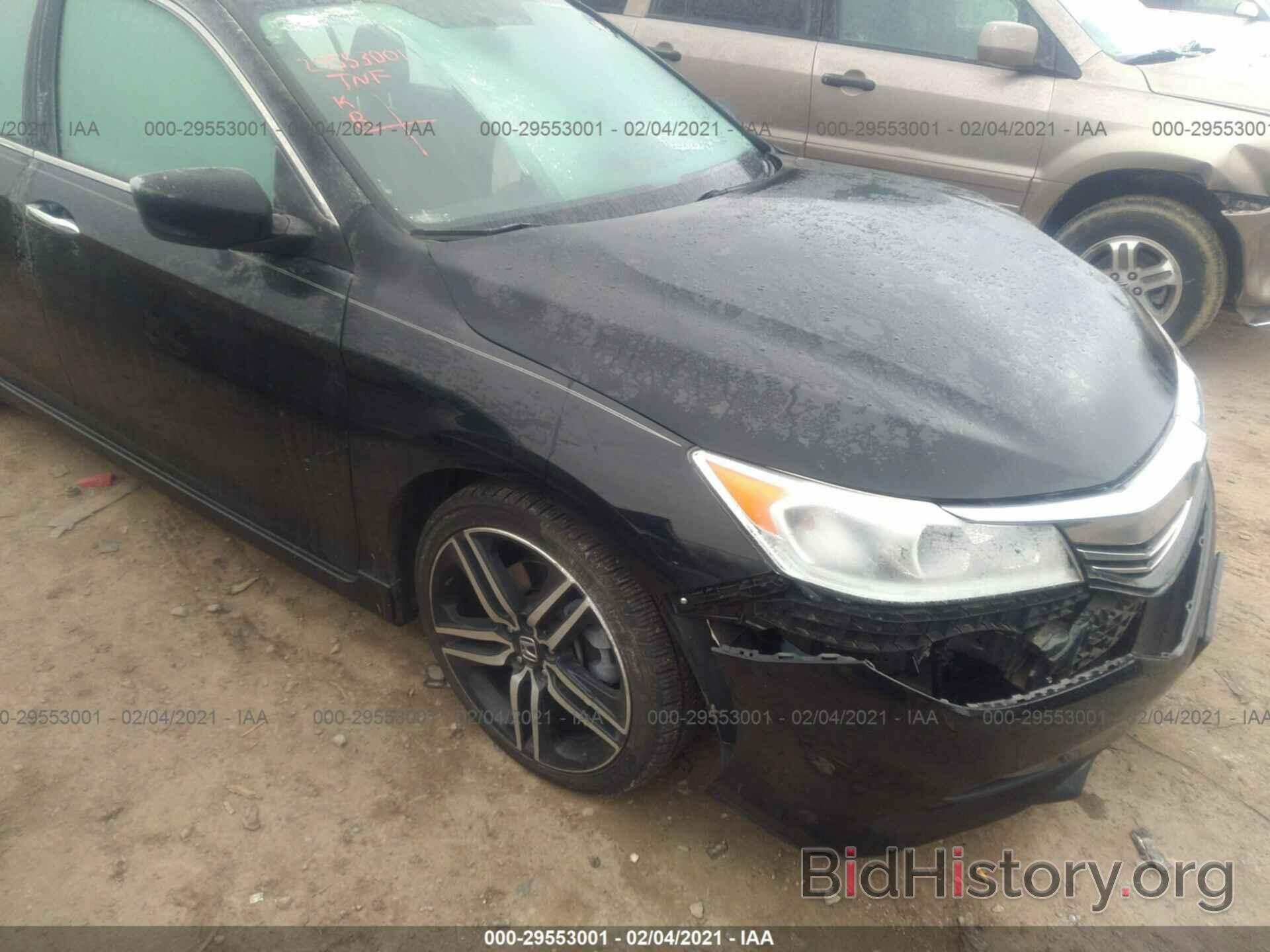 Photo 1HGCR2F51HA083821 - HONDA ACCORD SEDAN 2017