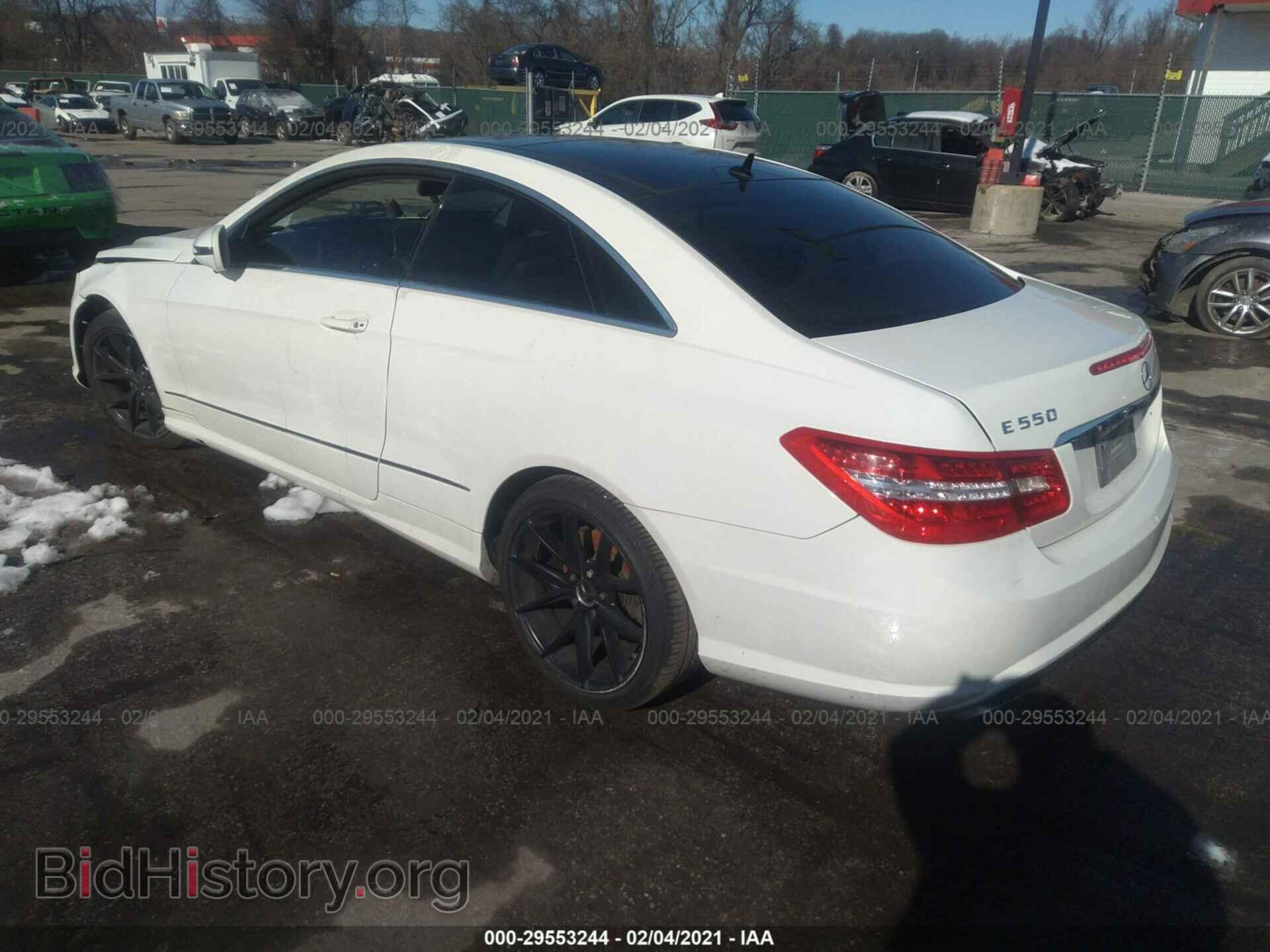 2010 MERCEDES-BENZ E-CLASS - VIN: WDDKJ7CB7AF013036 - Фото 3