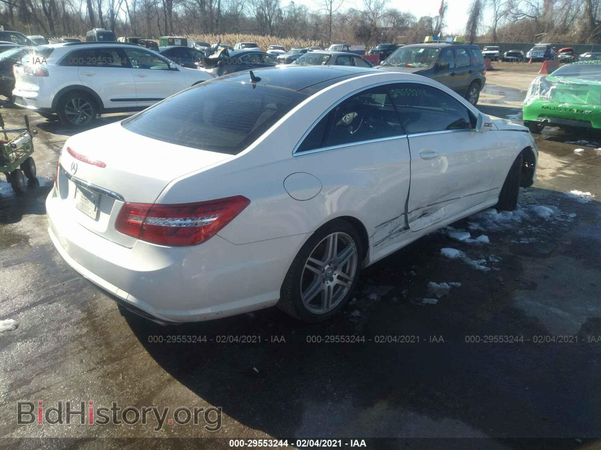 2010 MERCEDES-BENZ E-CLASS - VIN: WDDKJ7CB7AF013036 - Фото 4