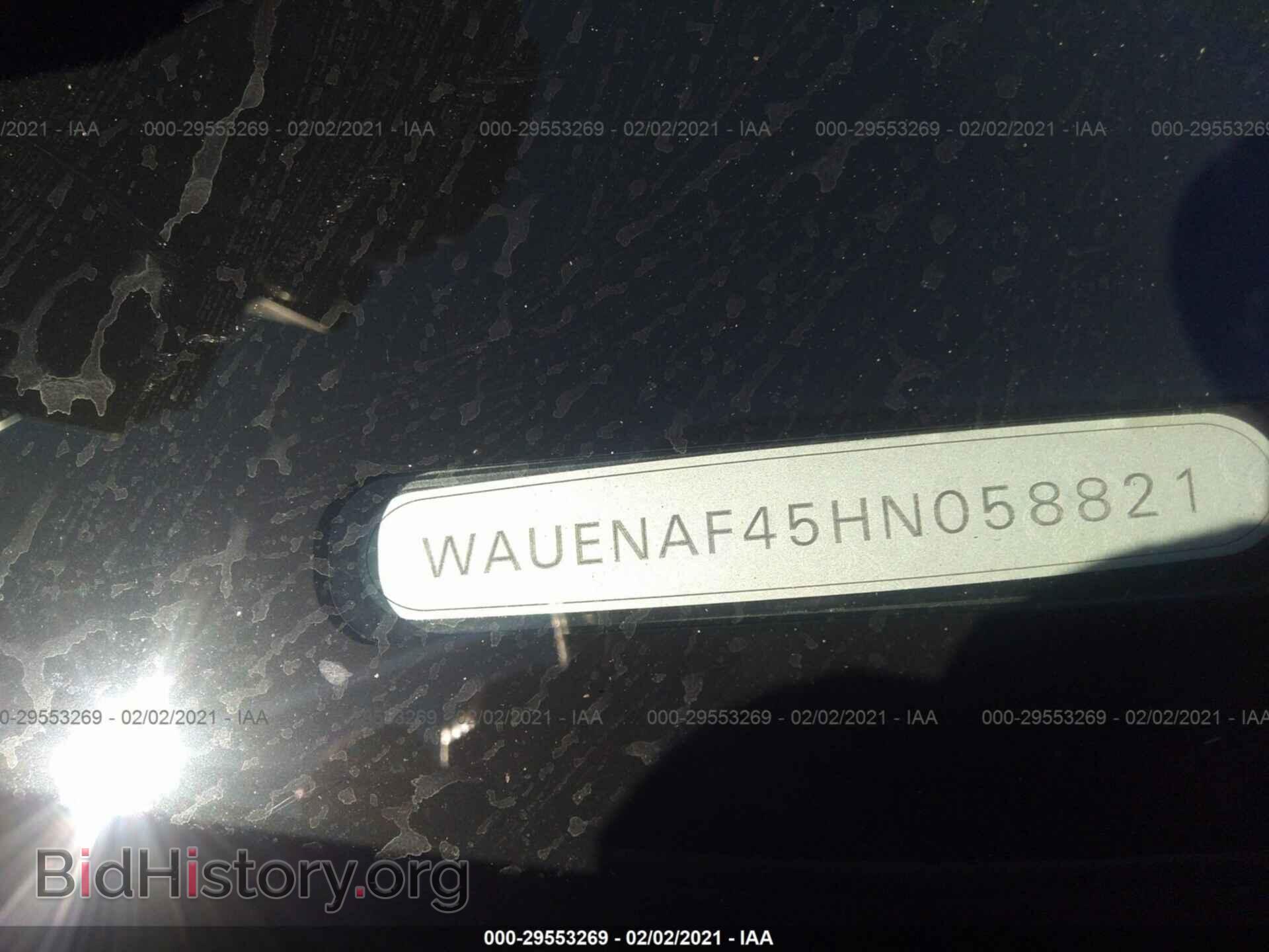 2017 AUDI A4 - VIN: WAUENAF45HN058821 - Фото 9