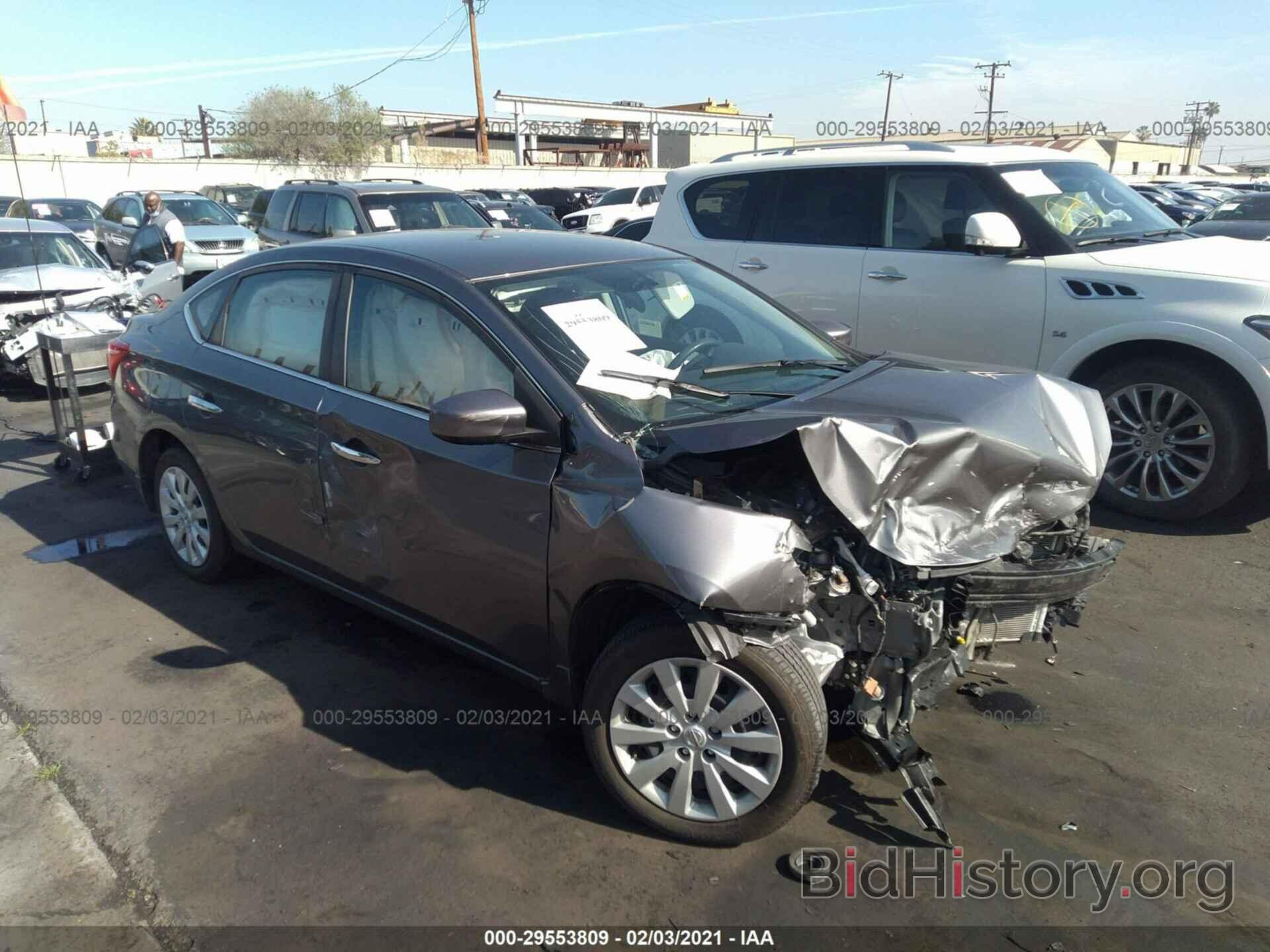 Photo 3N1AB7AP8KY275615 - NISSAN SENTRA 2019