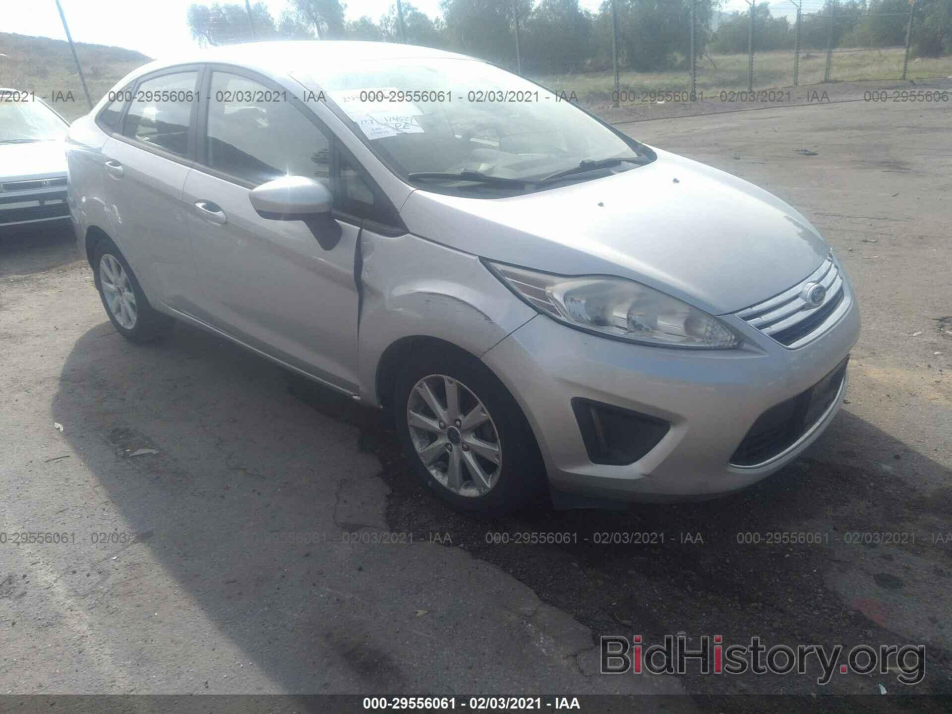 Photo 3FADP4BJ8BM178447 - FORD FIESTA 2011