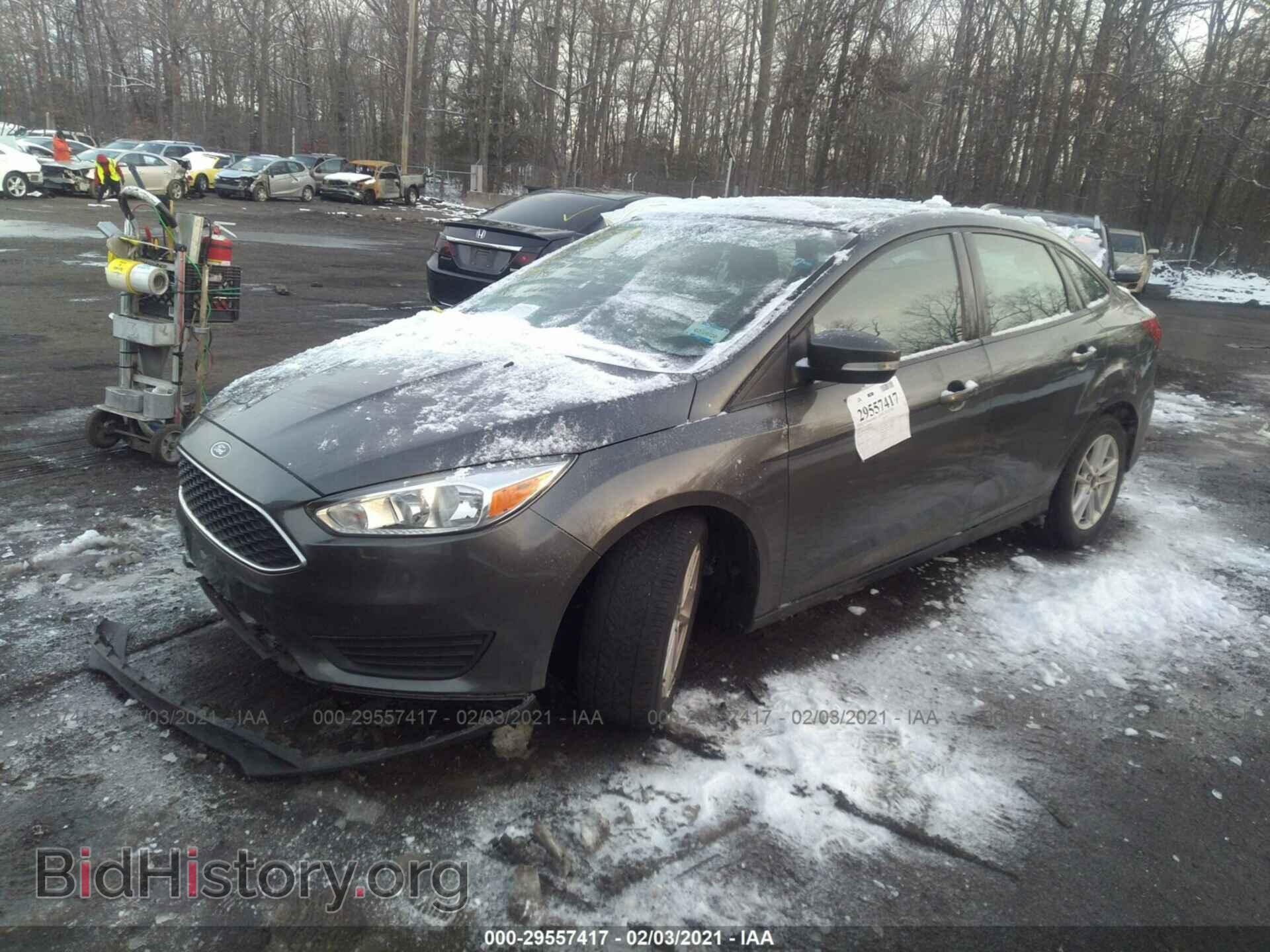 2017 FORD FOCUS - VIN: 1FADP3F25HL252284 - Фото 2