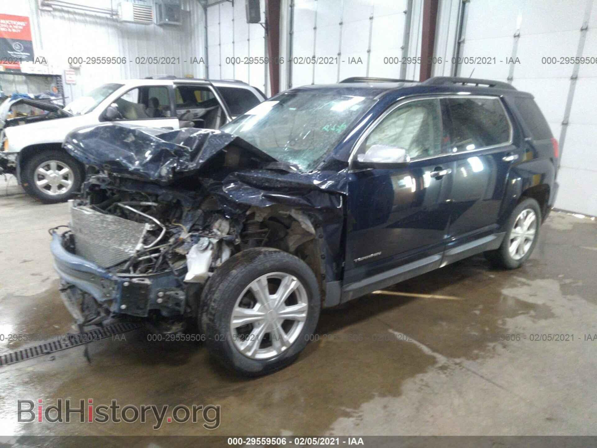 2017 GMC TERRAIN - VIN: 2GKFLTE32H6333541 - Фото 2