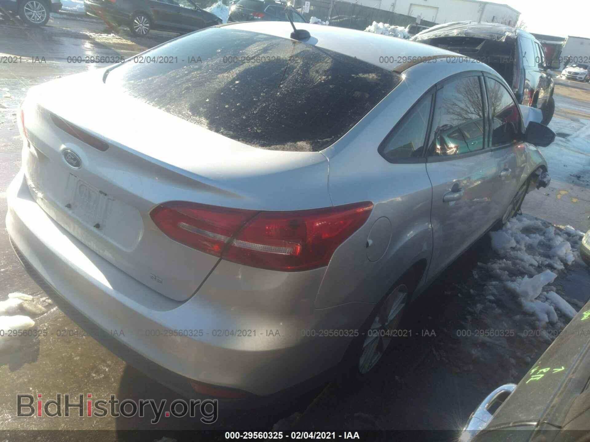 2017 FORD FOCUS - VIN: 1FADP3F25HL261924 - Фото 4