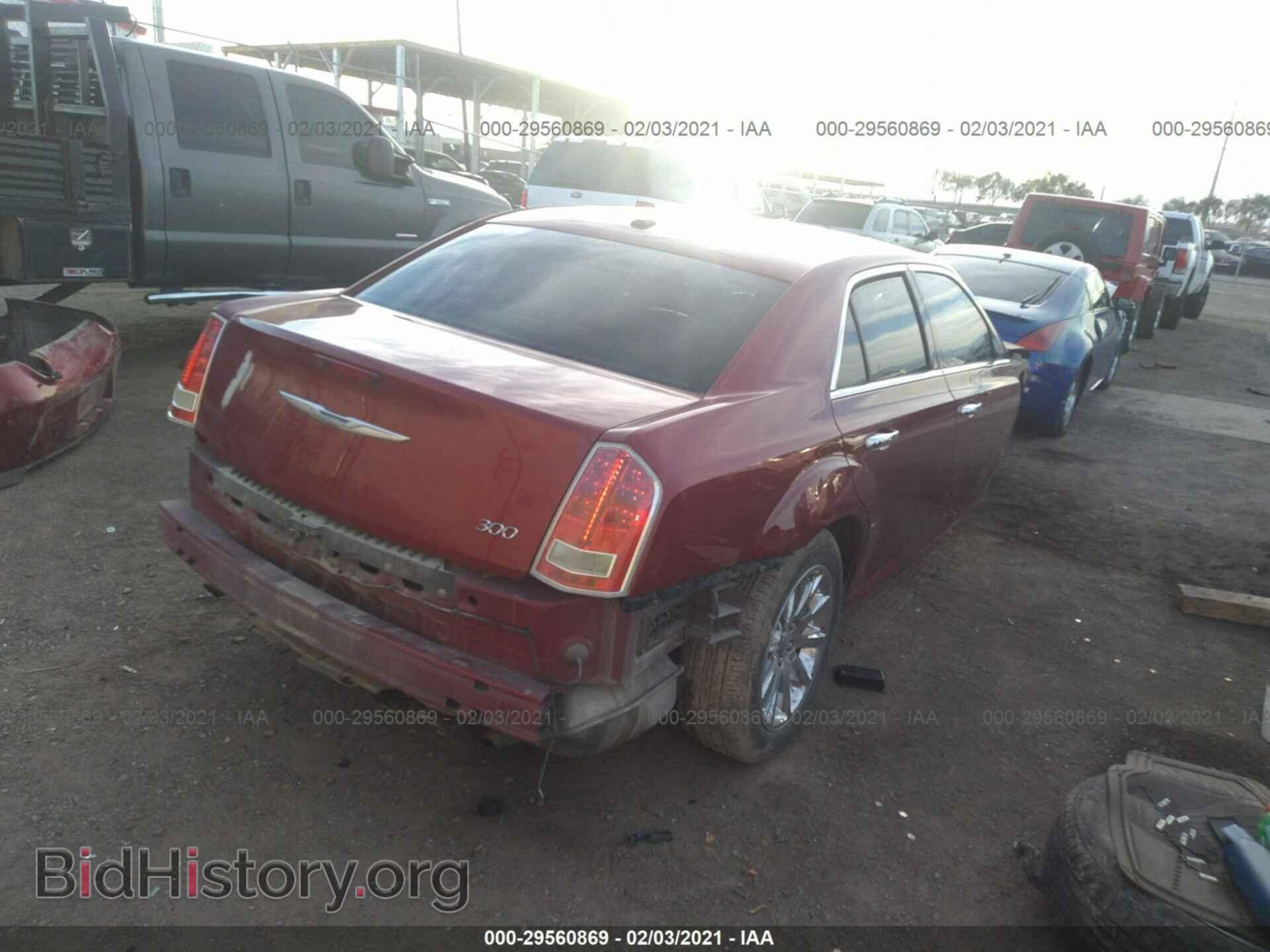 2012 CHRYSLER 300 - VIN: 2C3CCACG2CH138288 - Фото 4