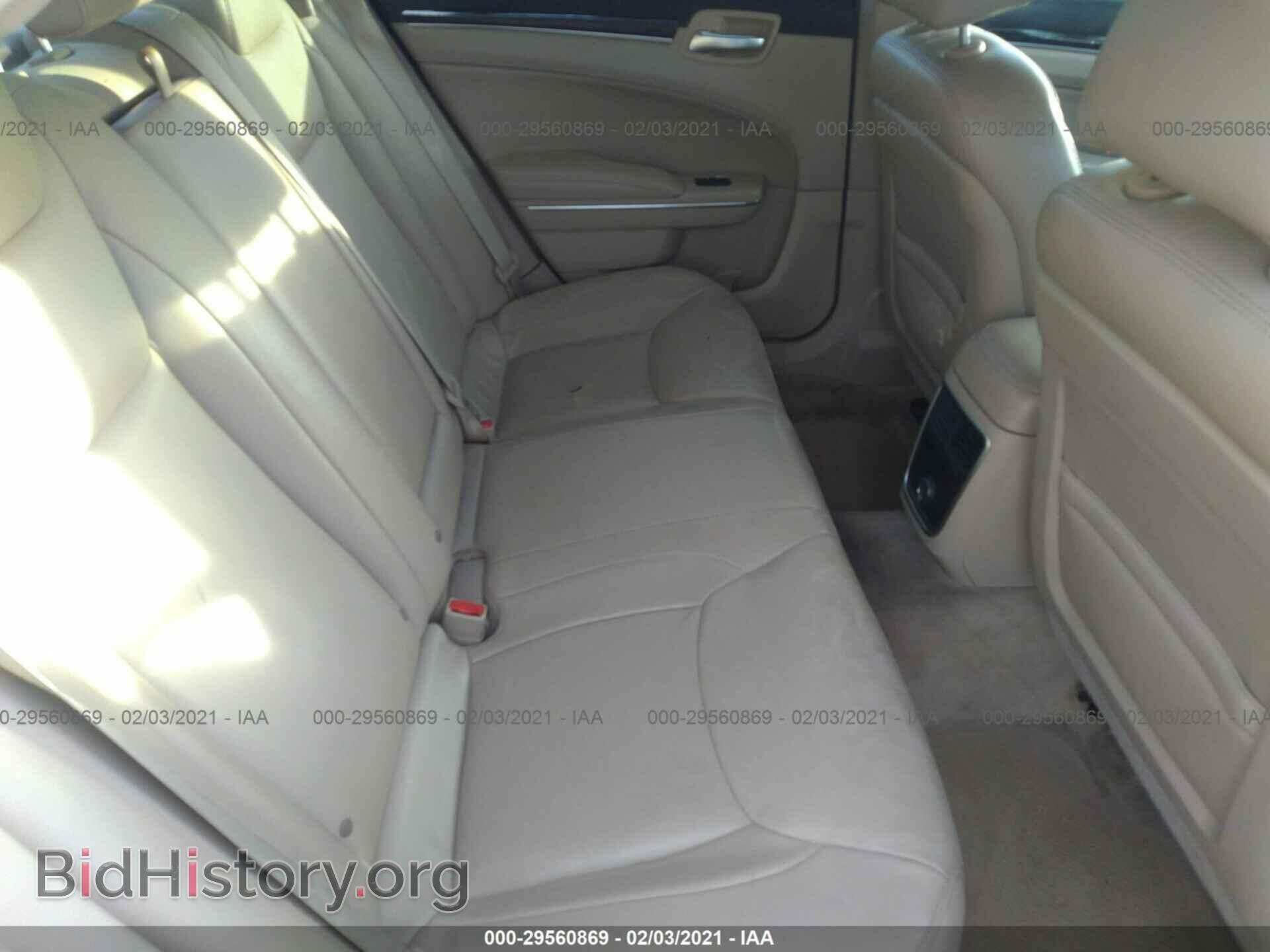 2012 CHRYSLER 300 - VIN: 2C3CCACG2CH138288 - Фото 8
