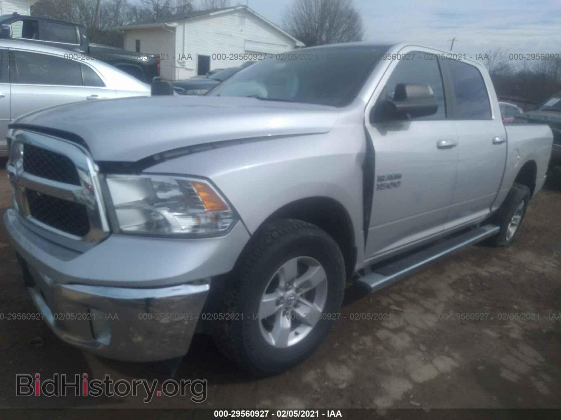 2017 RAM 1500 - VIN: 1C6RR7LT3HS603737 - Photo 2