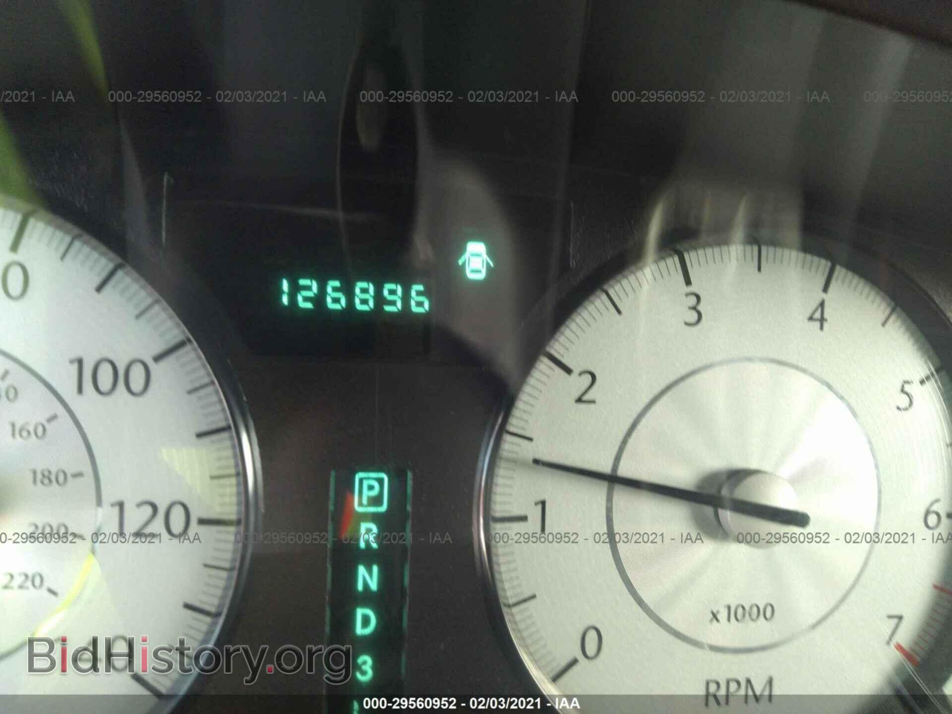 2010 CHRYSLER 300 - VIN: 2C3CA4CD7AH163052 - Фото 7