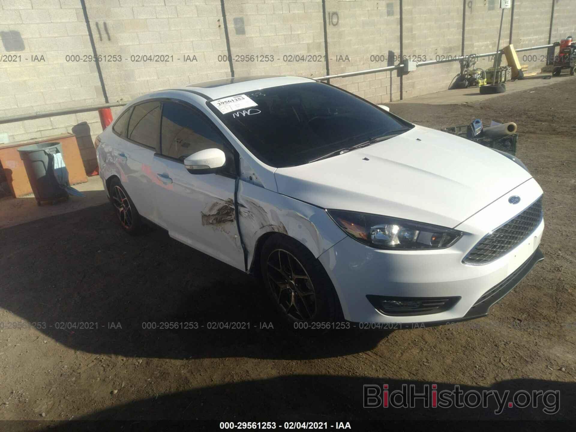 Photo 1FADP3H25HL314585 - FORD FOCUS 2017