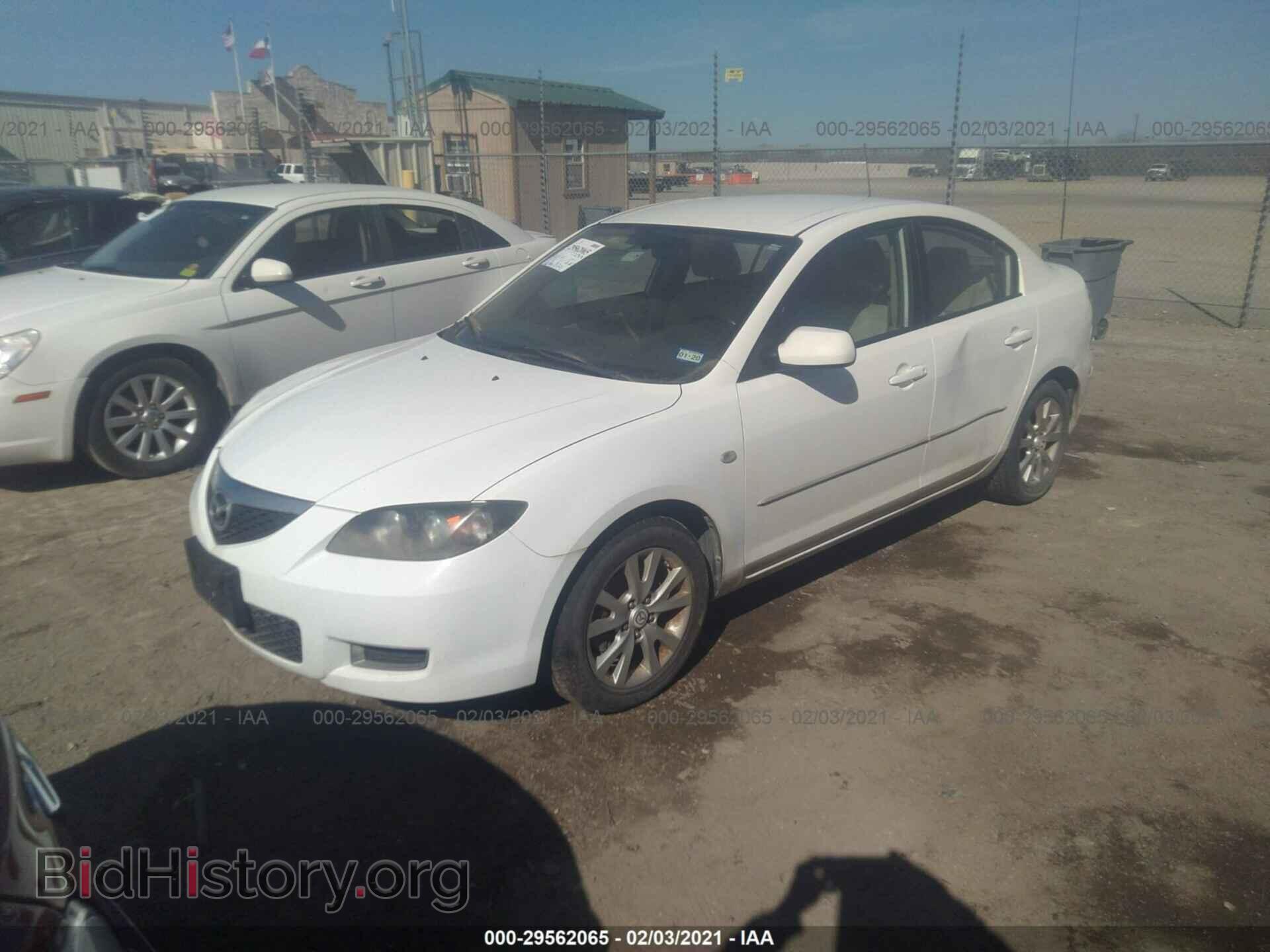 2007 MAZDA MAZDA3 - VIN: JM1BK32F171744118 - Фото 2