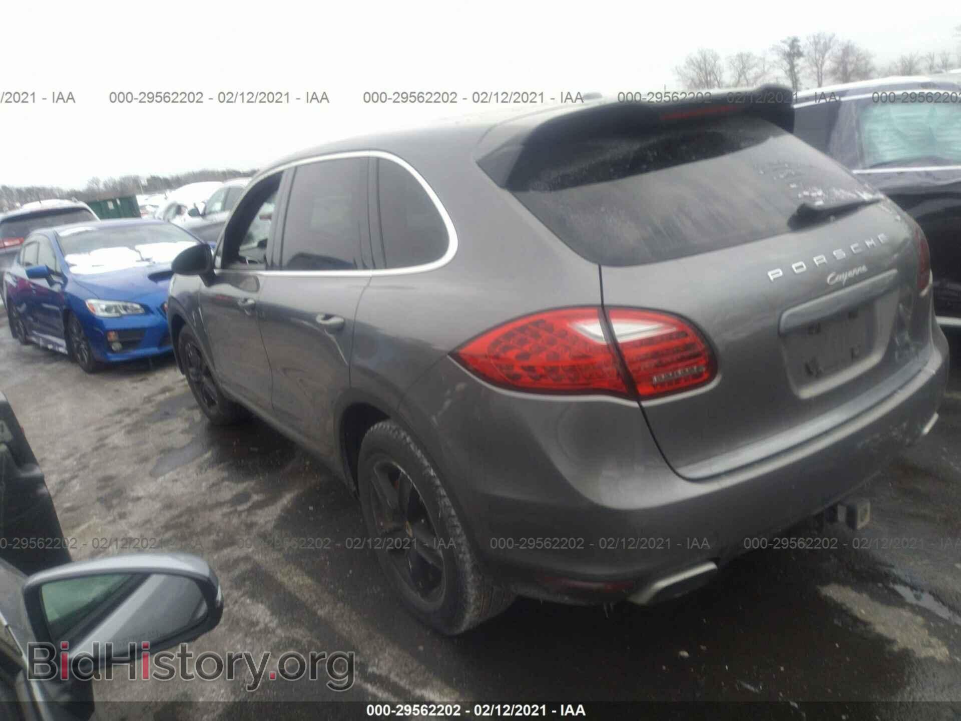 2012 PORSCHE CAYENNE - VIN: WP1AA2A23CLA08611 - Photo 3