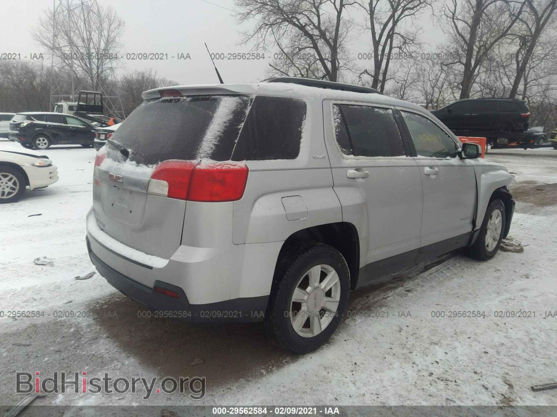 2011 GMC TERRAIN - VIN: 2CTALSEC2B6412994 - Фото 4