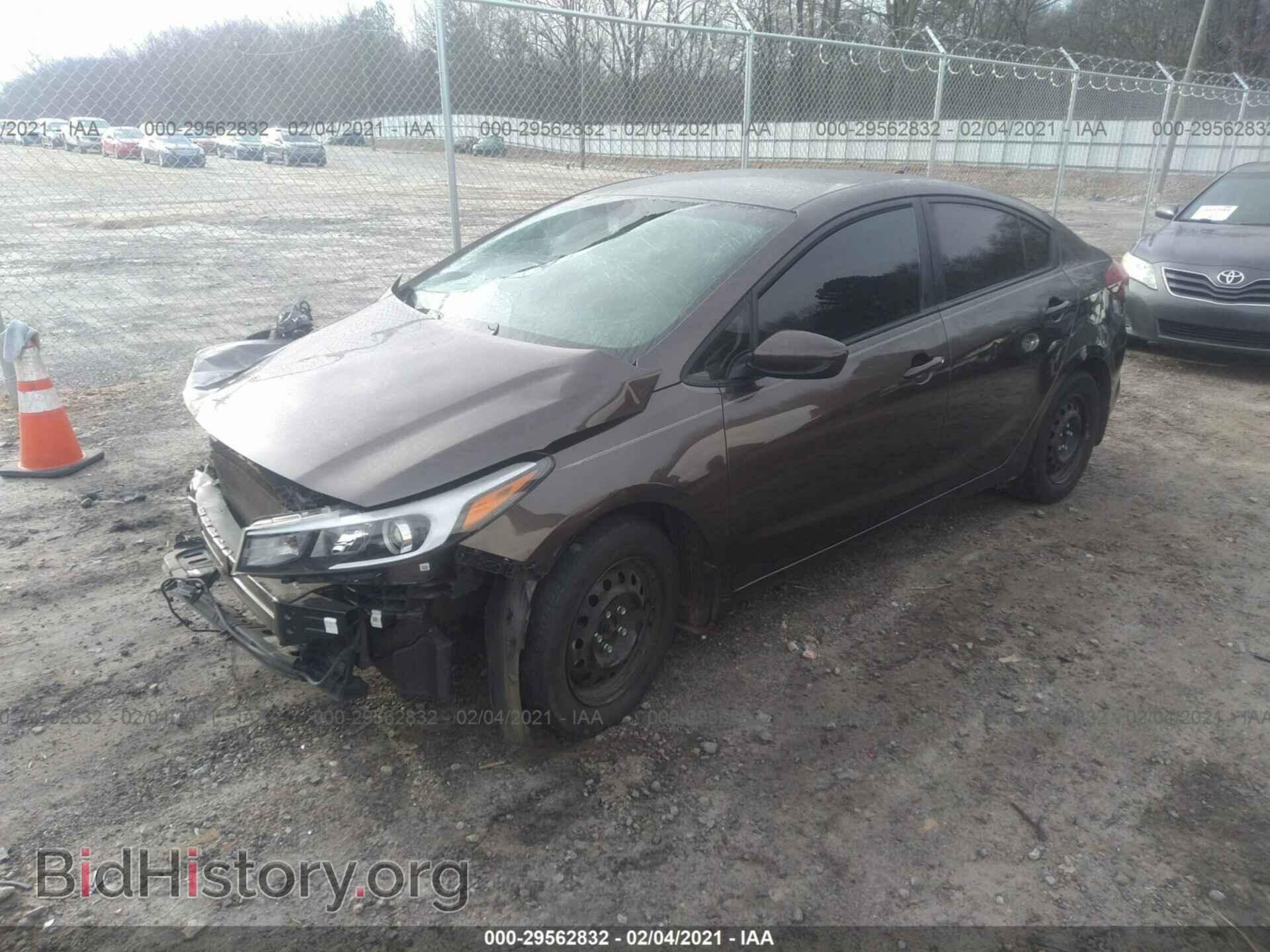 2017 KIA FORTE - VIN: 3KPFK4A75HE011036 - Фото 2