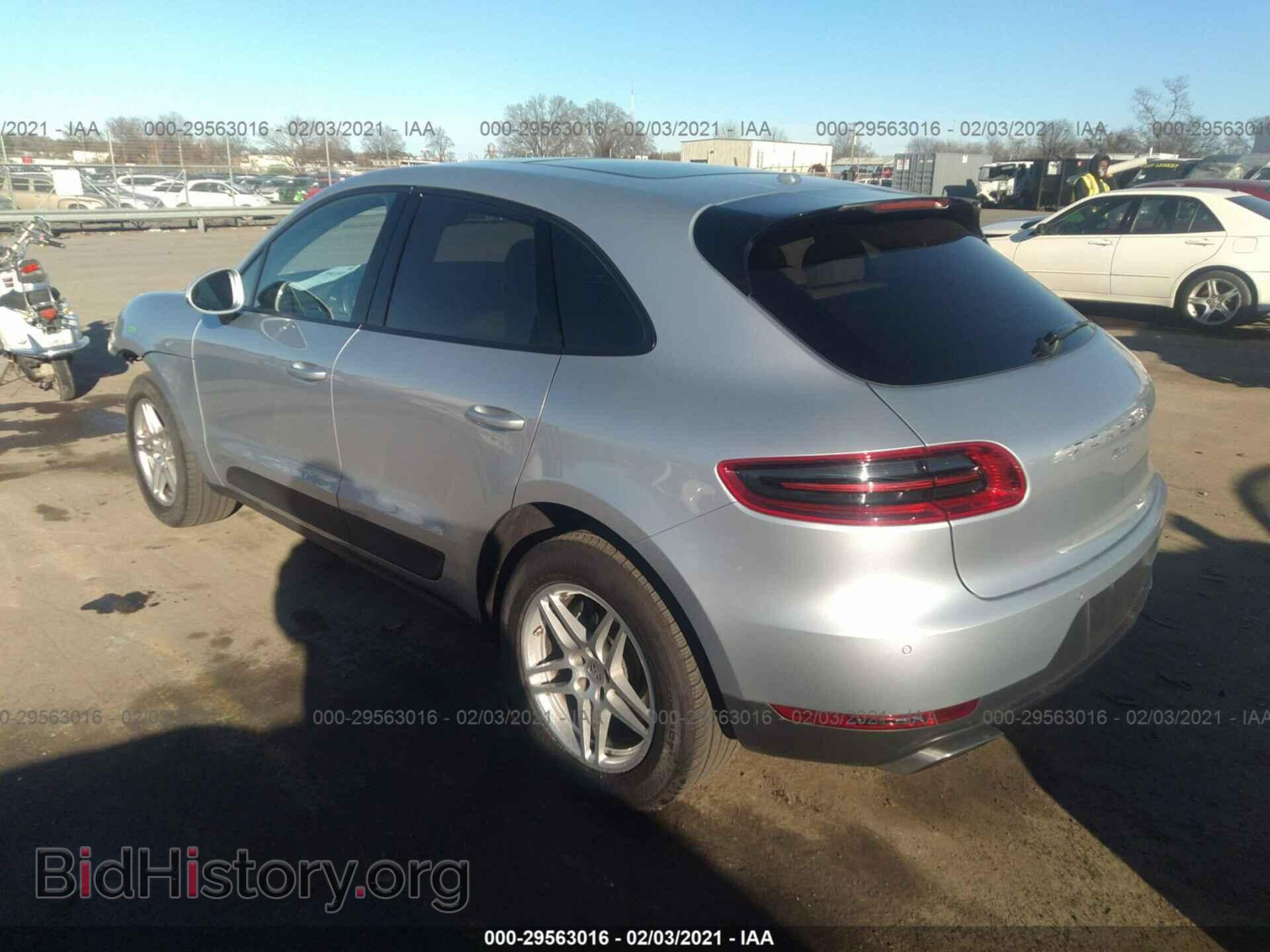 2017 PORSCHE MACAN - VIN: WP1AA2A52HLB04845 - Photo 3