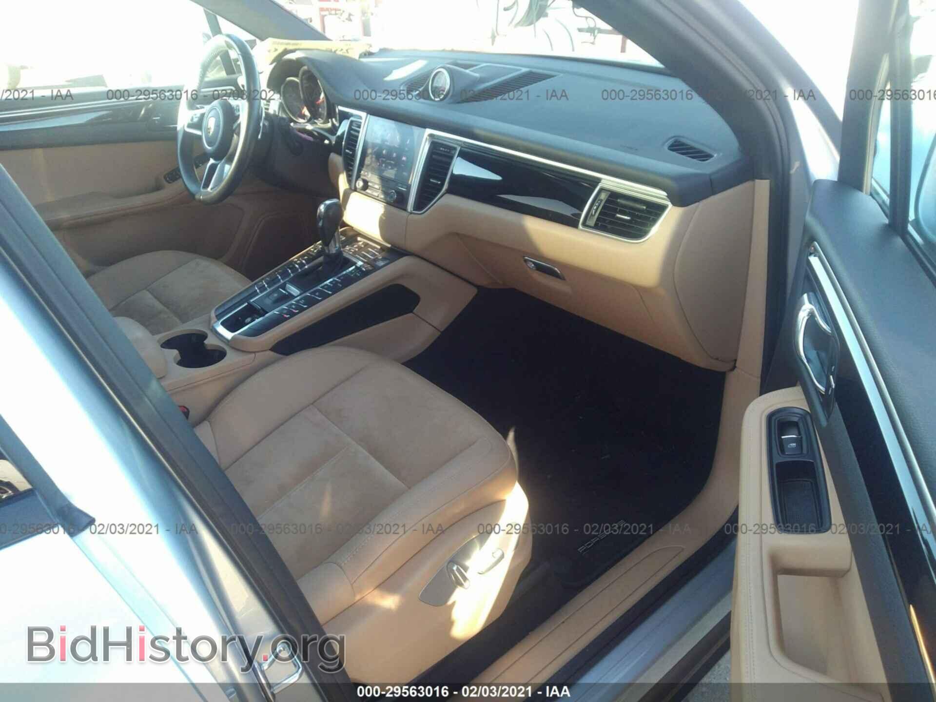 2017 PORSCHE MACAN - VIN: WP1AA2A52HLB04845 - Photo 5