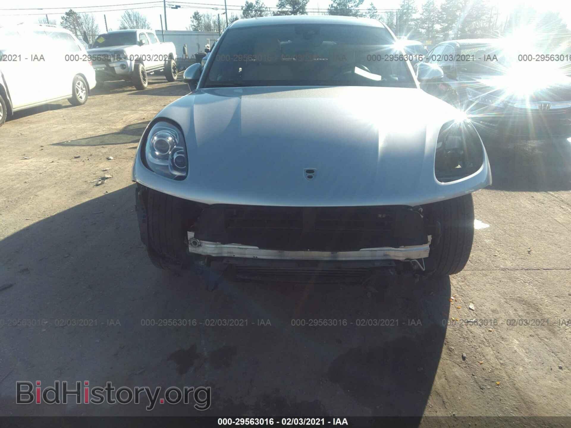2017 PORSCHE MACAN - VIN: WP1AA2A52HLB04845 - Photo 6