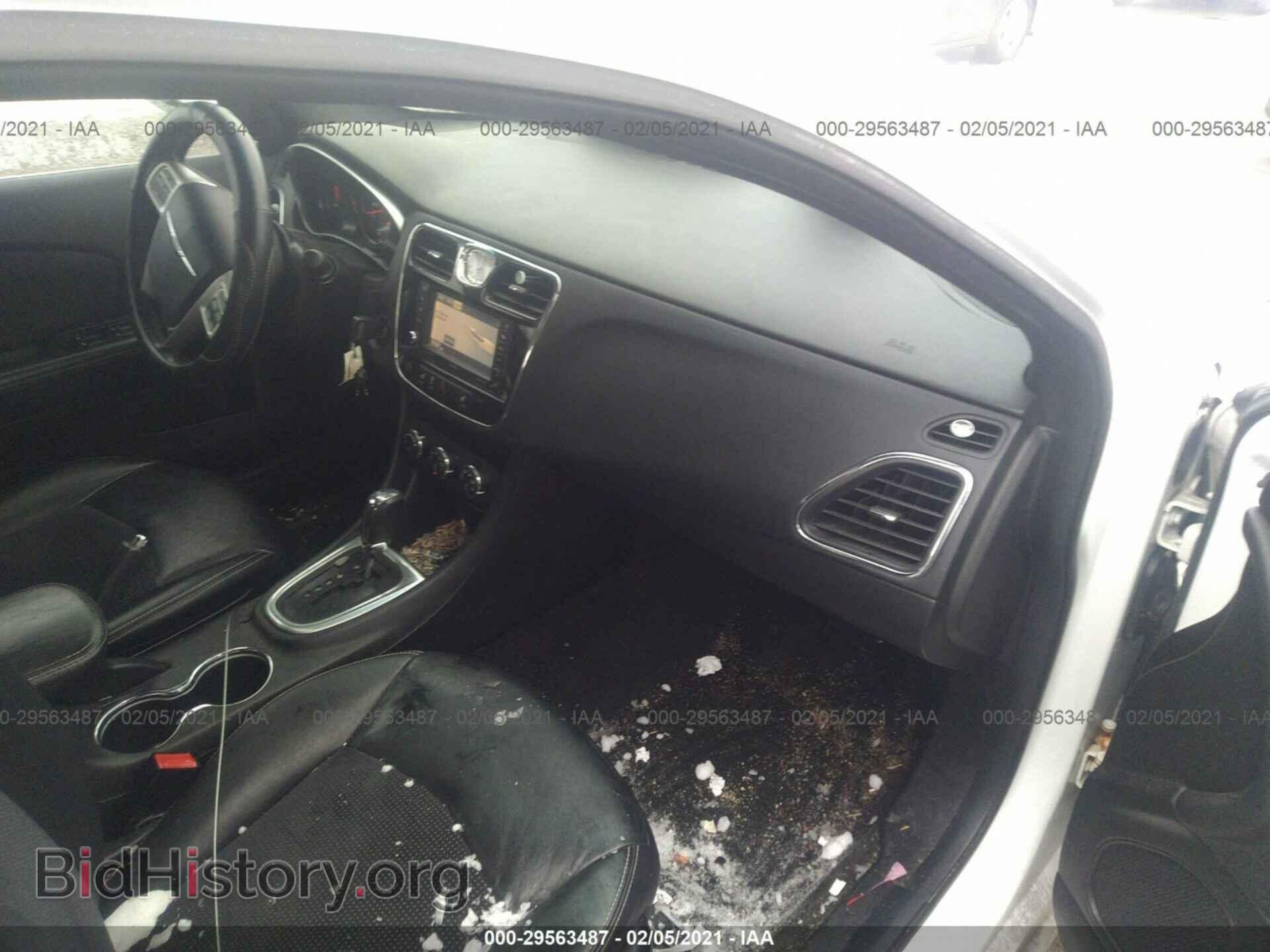 2012 CHRYSLER 200 - VIN: 1C3CCBHG2CN214825 - Photo 5