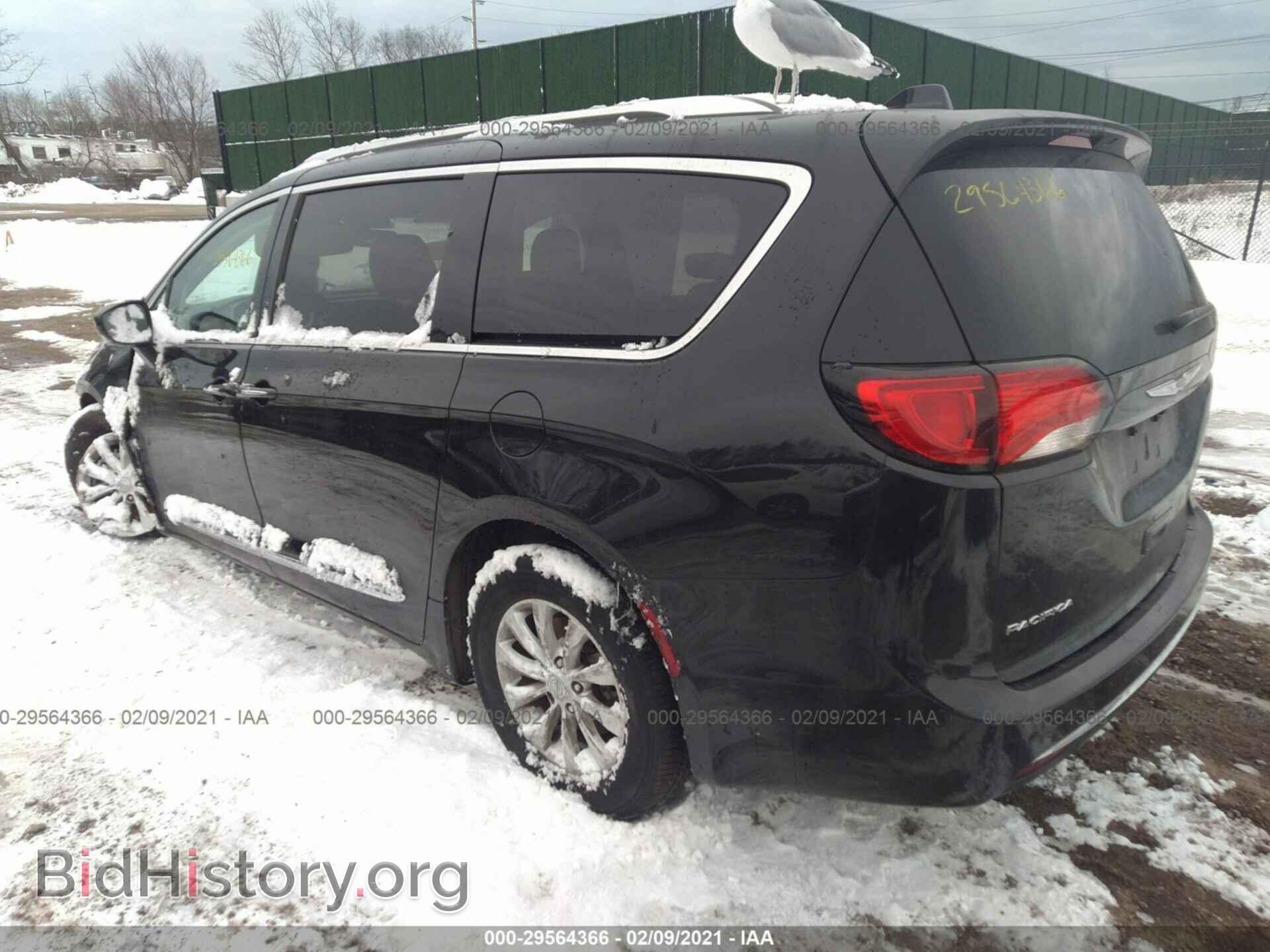 2019 CHRYSLER PACIFICA - VIN: 2C4RC1BG2KR705633 - Фото 3