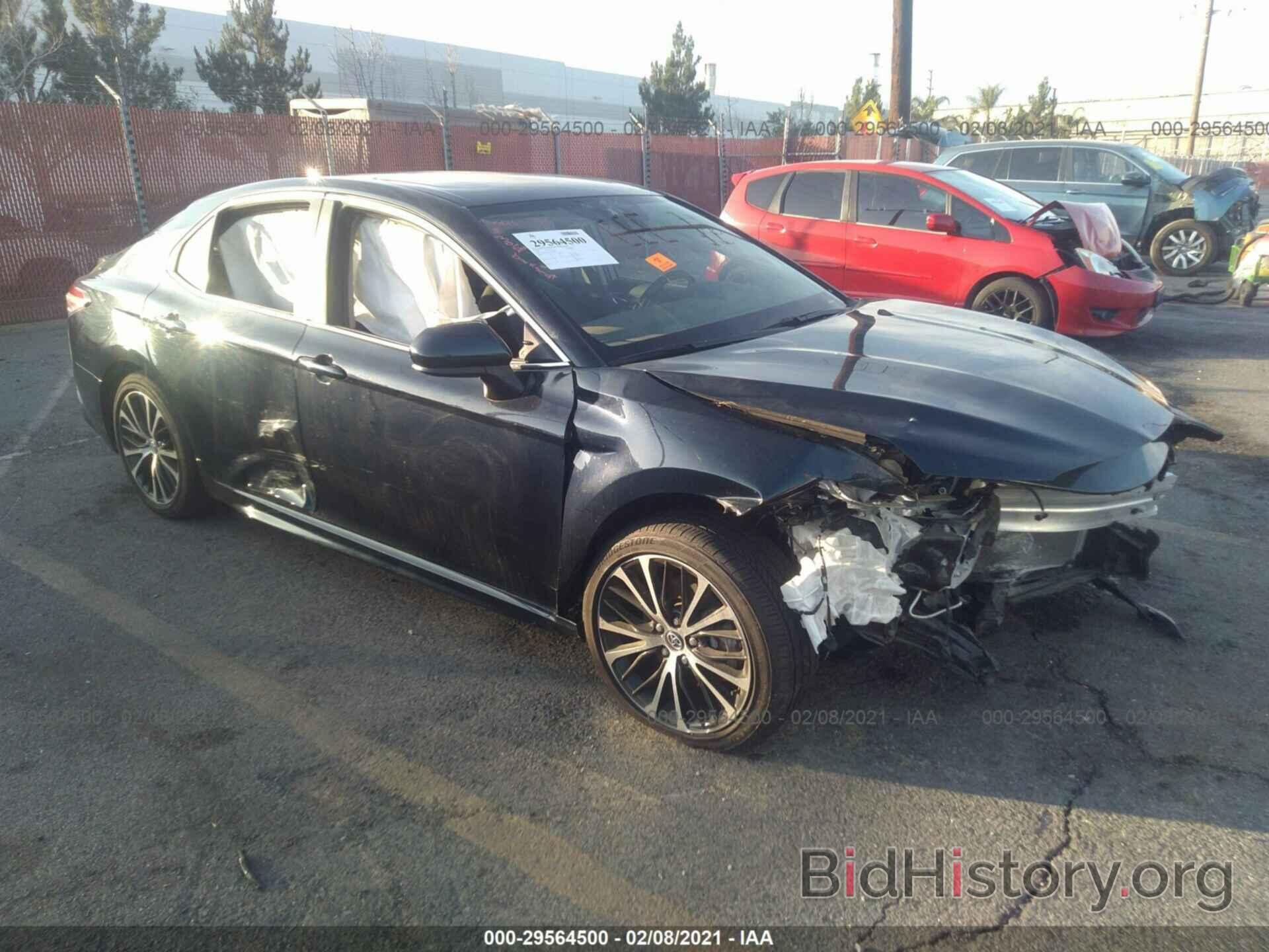 Photo 4T1G11AK9LU302669 - TOYOTA CAMRY 2020