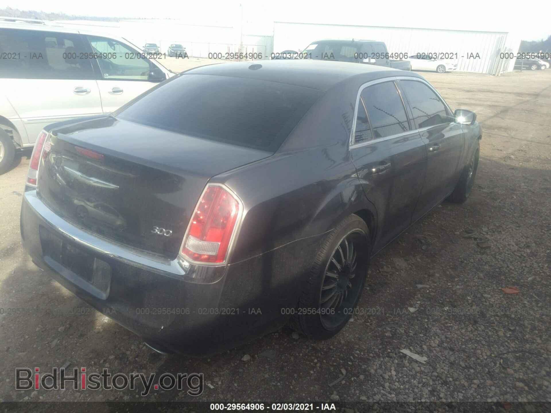 2013 CHRYSLER 300 - VIN: 2C3CCAAG5DH569129 - Фото 4