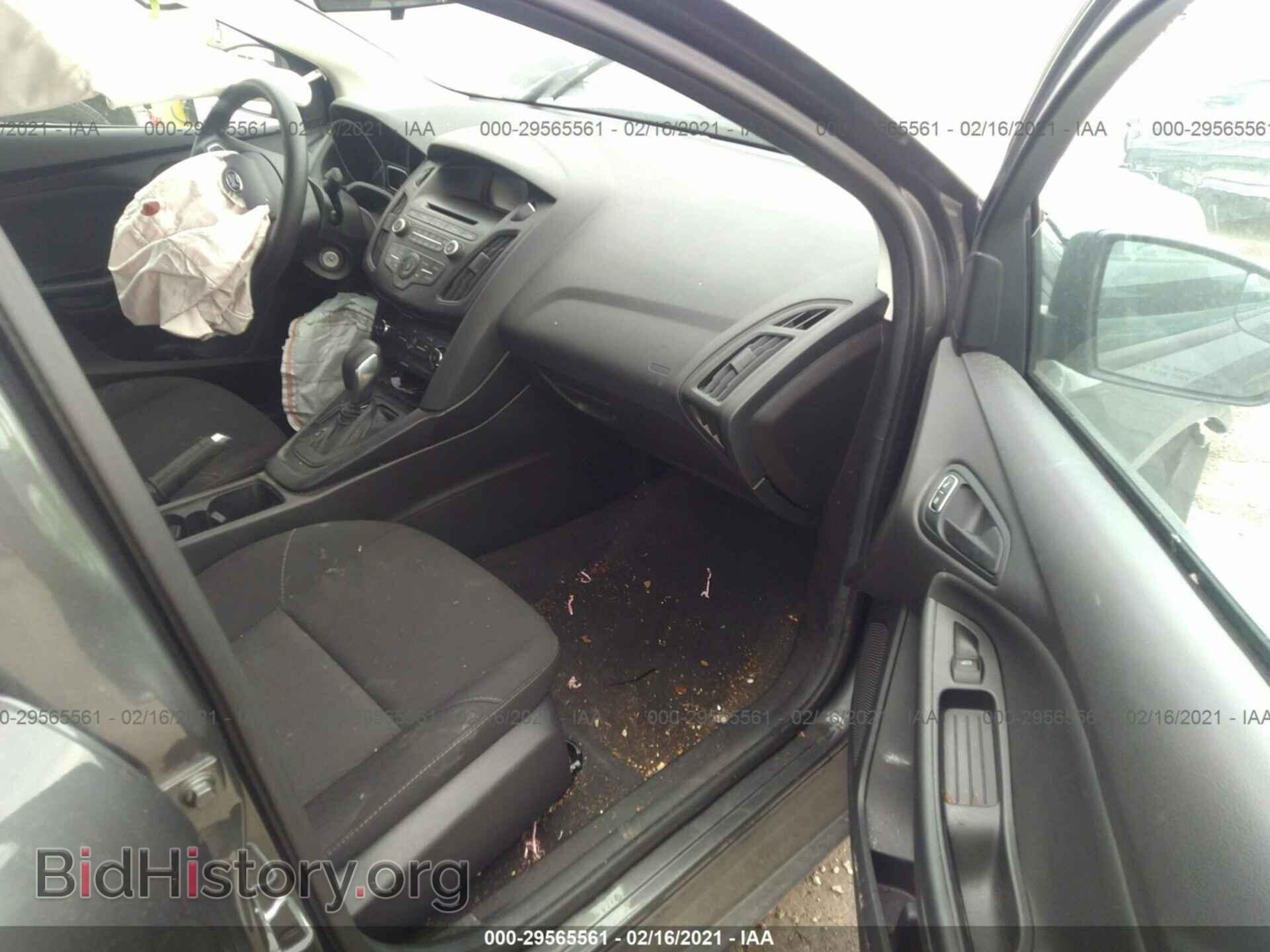 2017 FORD FOCUS - VIN: 1FADP3E23HL211492 - Photo 5
