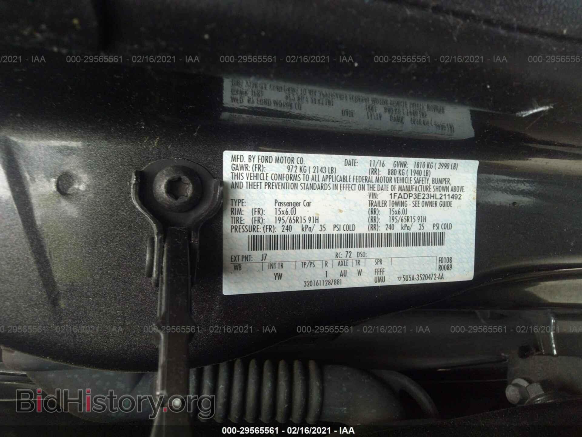2017 FORD FOCUS - VIN: 1FADP3E23HL211492 - Photo 9