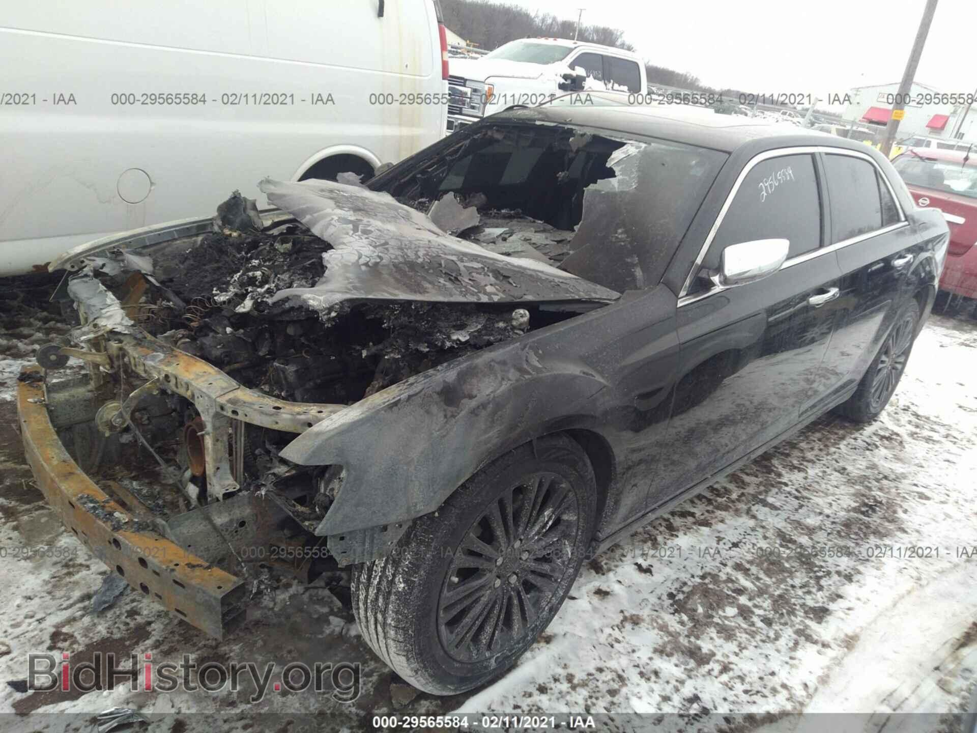 2012 CHRYSLER 300 - VIN: 2C3CCAKTXCH147531 - Фото 2