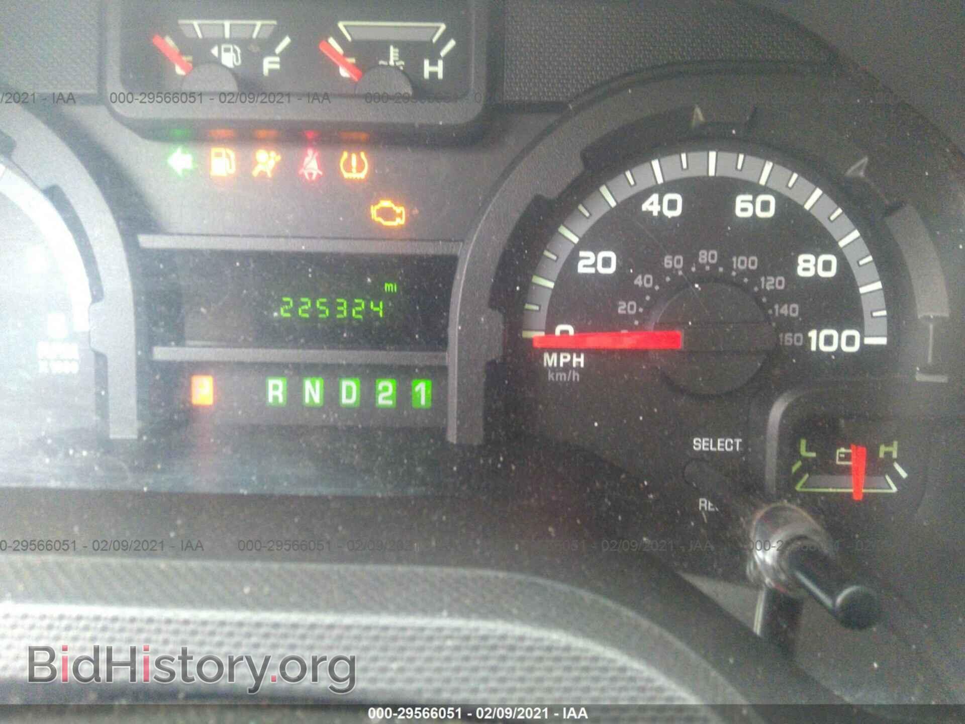 2011 FORD ECONOLINE CARGO VAN - VIN: 1FTNE2EW0BDA56113 - Фото 7