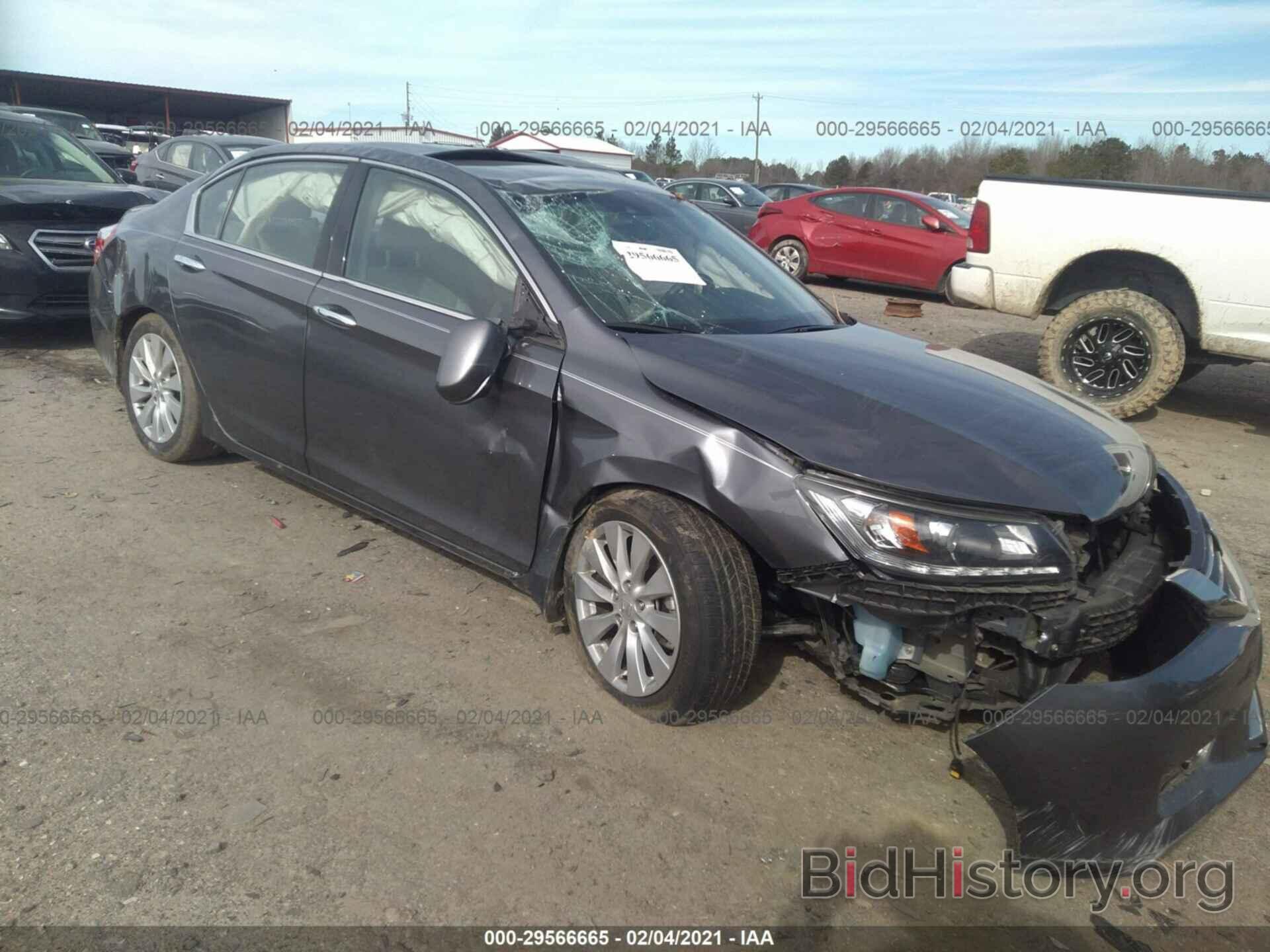 Photo 1HGCR3F88DA023271 - HONDA ACCORD SDN 2013