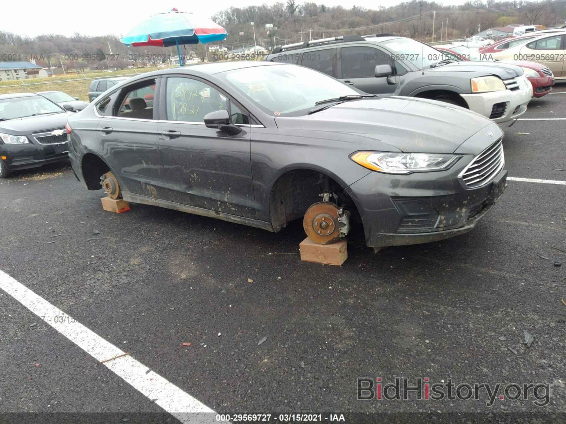 Photo 3FA6P0G76KR133380 - FORD FUSION 2019