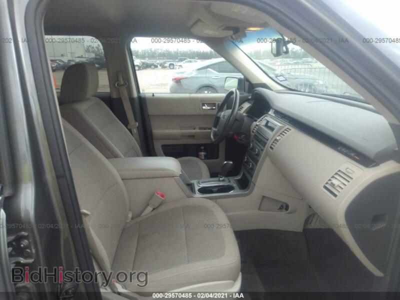 2010 Ford FLEX (VIN 2FMGK5BC8ABA50573) — фото 5 из 11