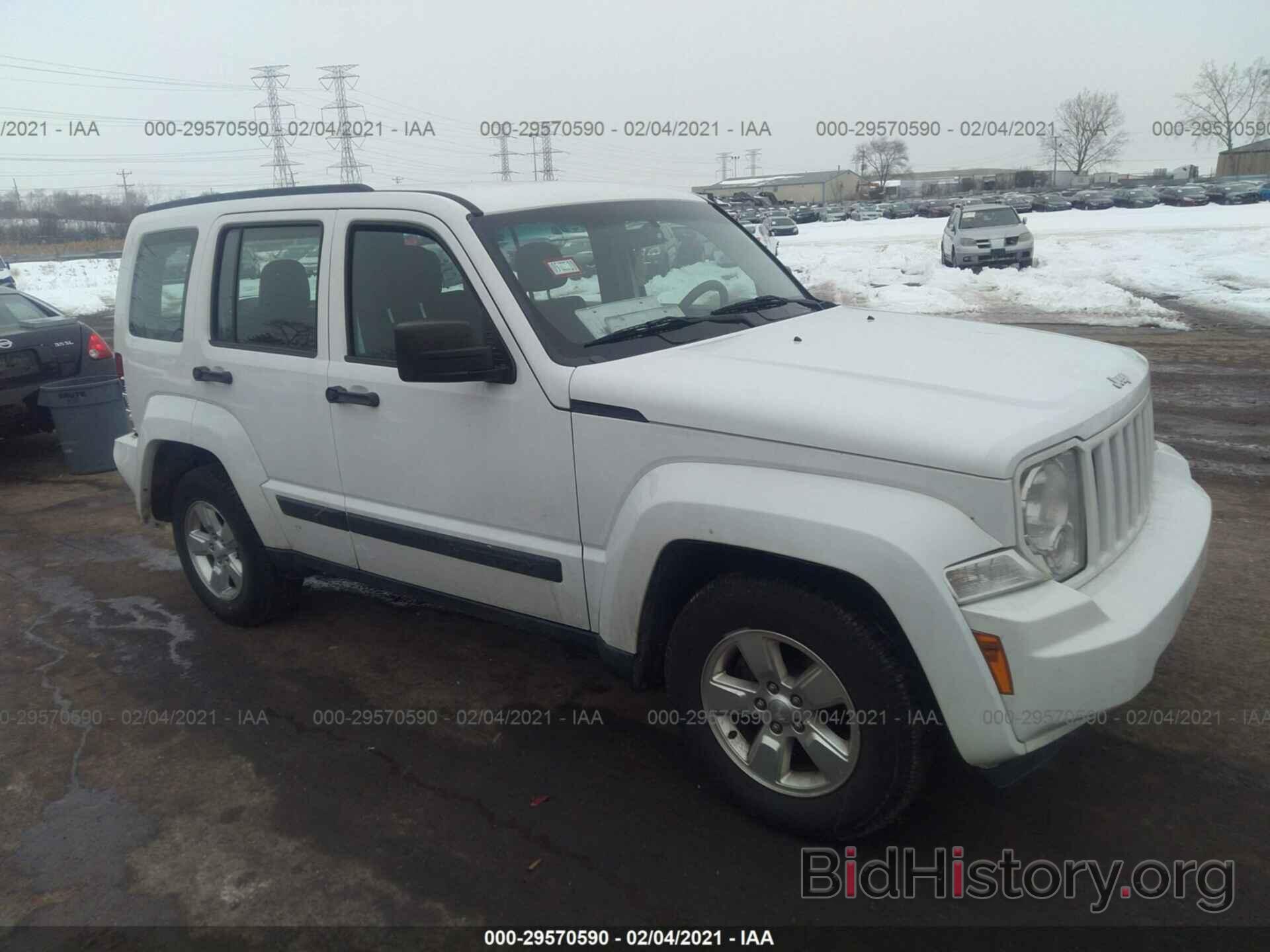 Фотография 1C4PJMAK8CW209393 - JEEP LIBERTY 2012