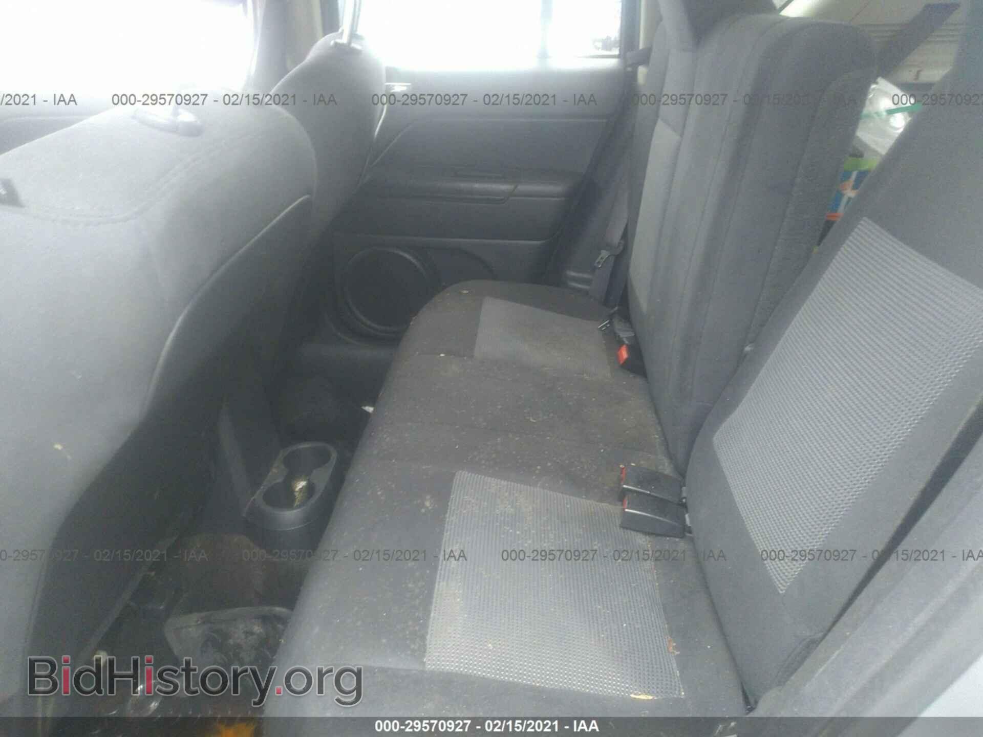 2016 JEEP COMPASS - VIN: 1C4NJCBA5GD664808 - Фото 8