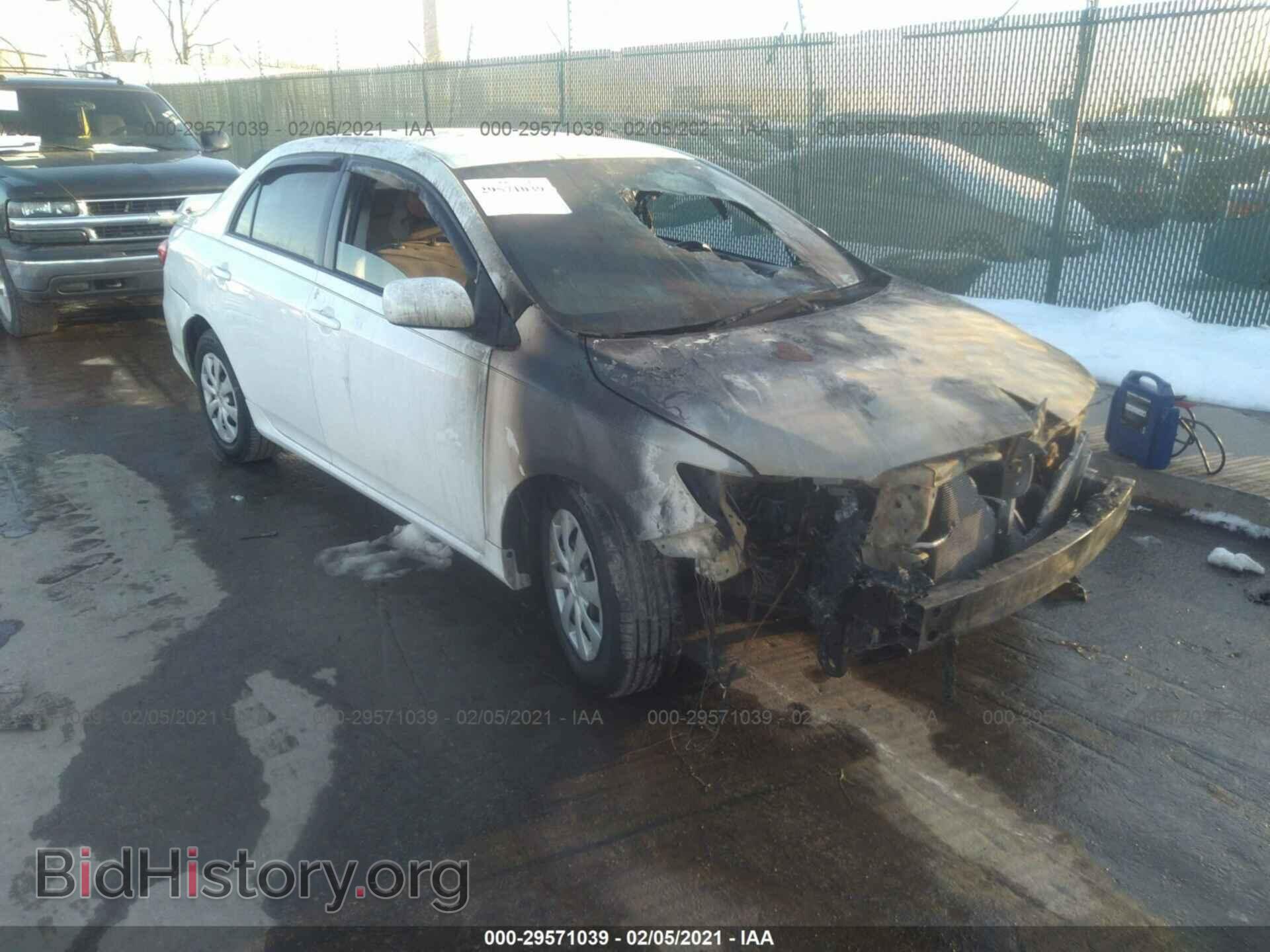 Фотография 2T1BU4EE7BC711230 - TOYOTA COROLLA 2011