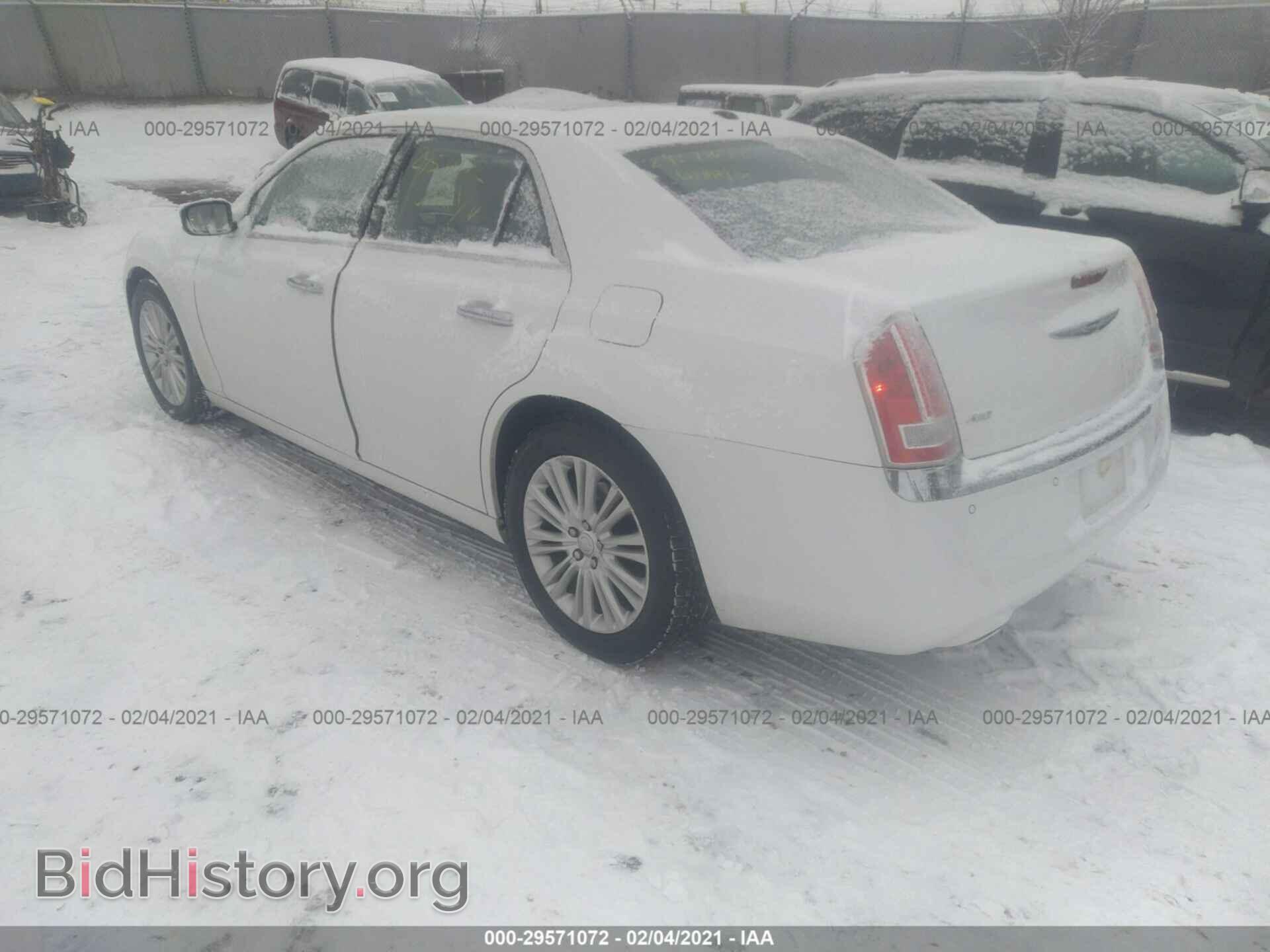 2011 CHRYSLER 300 - VIN: 2C3CK6CT6BH573763 - Фото 3