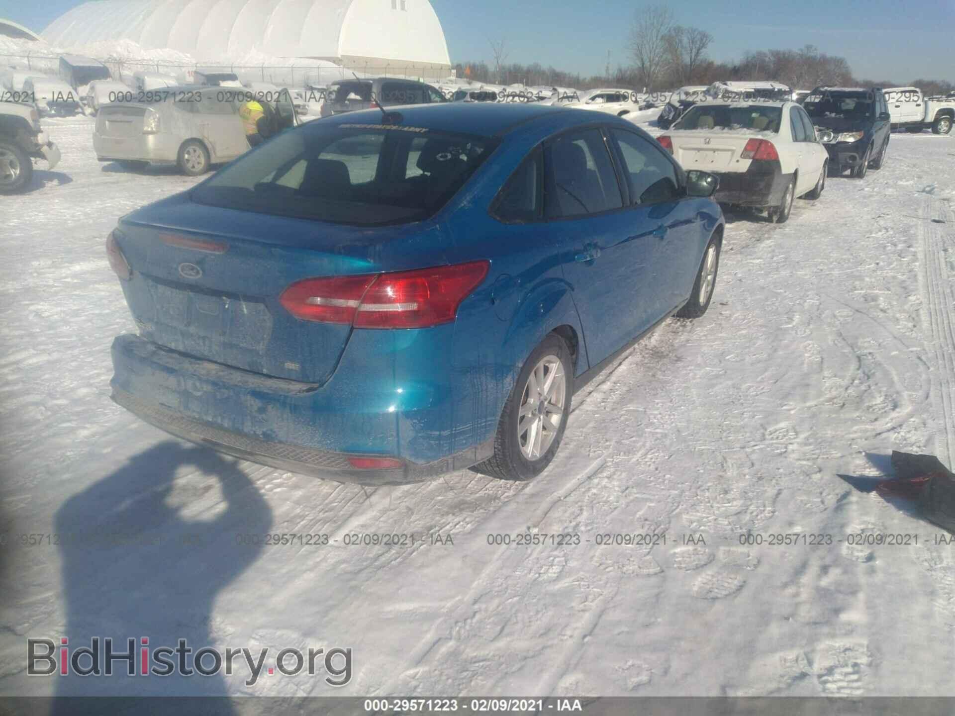 2016 FORD FOCUS - VIN: 1FADP3F26GL305203 - Photo 4