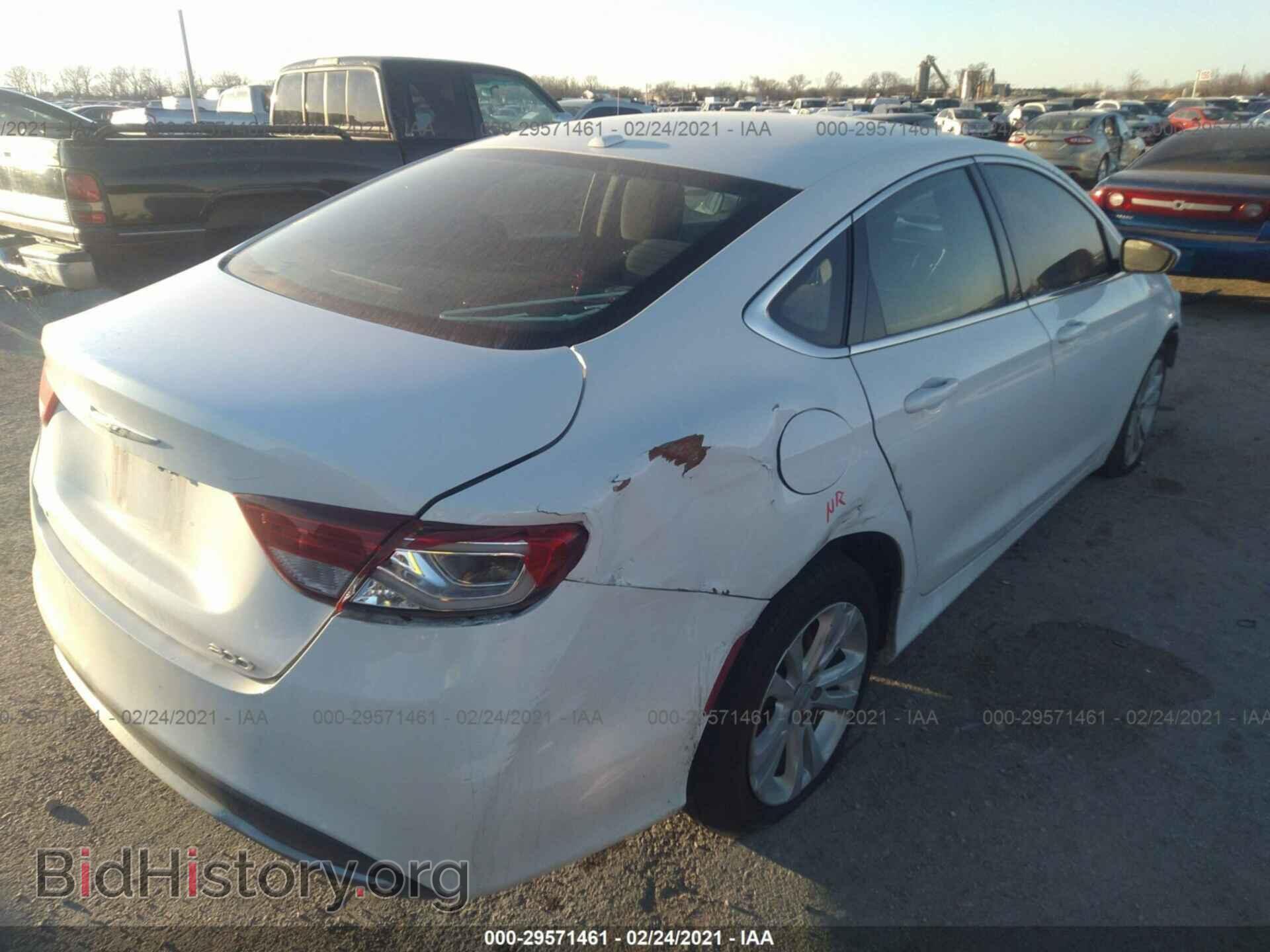 2015 CHRYSLER 200 - VIN: 1C3CCCAB3FN692552 - Photo 4