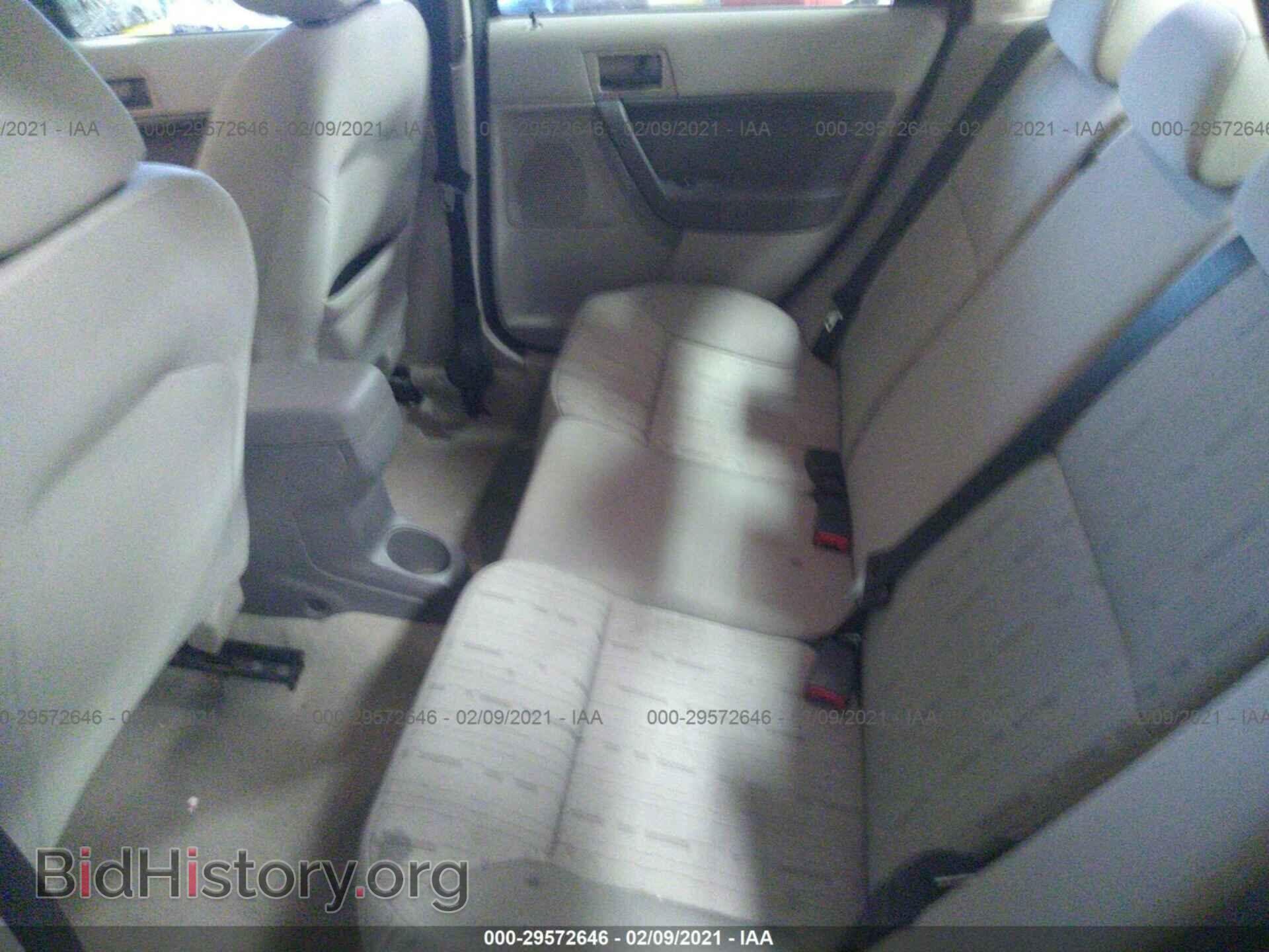 2011 FORD FOCUS - VIN: 1FAHP3FN8BW165206 - Фото 8