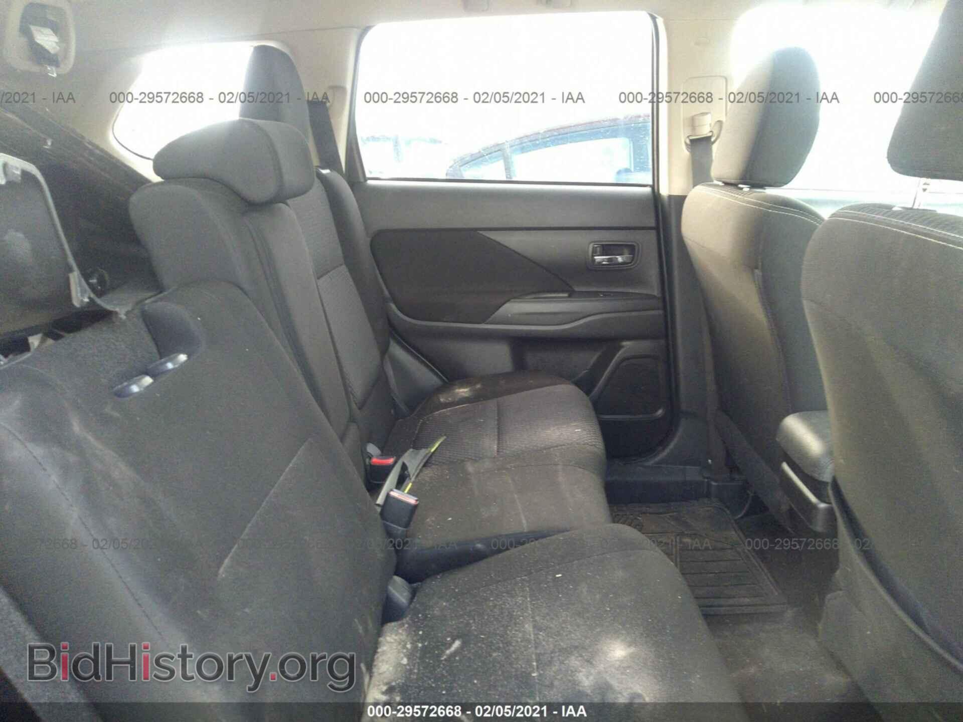 2016 MITSUBISHI OUTLANDER - VIN: JA4AZ3A37GZ010660 - Фото 8