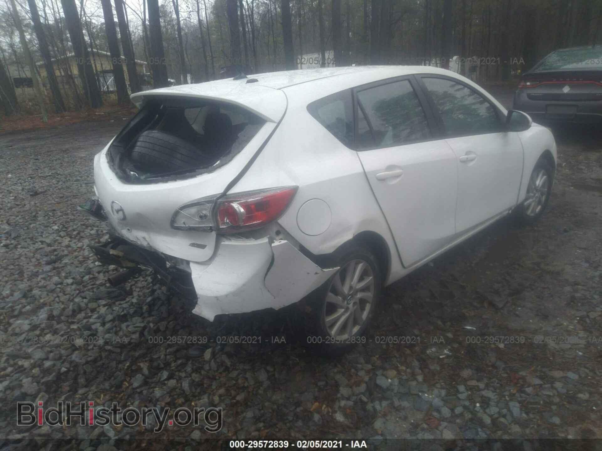 2013 MAZDA MAZDA3 - VIN: JM1BL1L70D1824577 - Фото 4