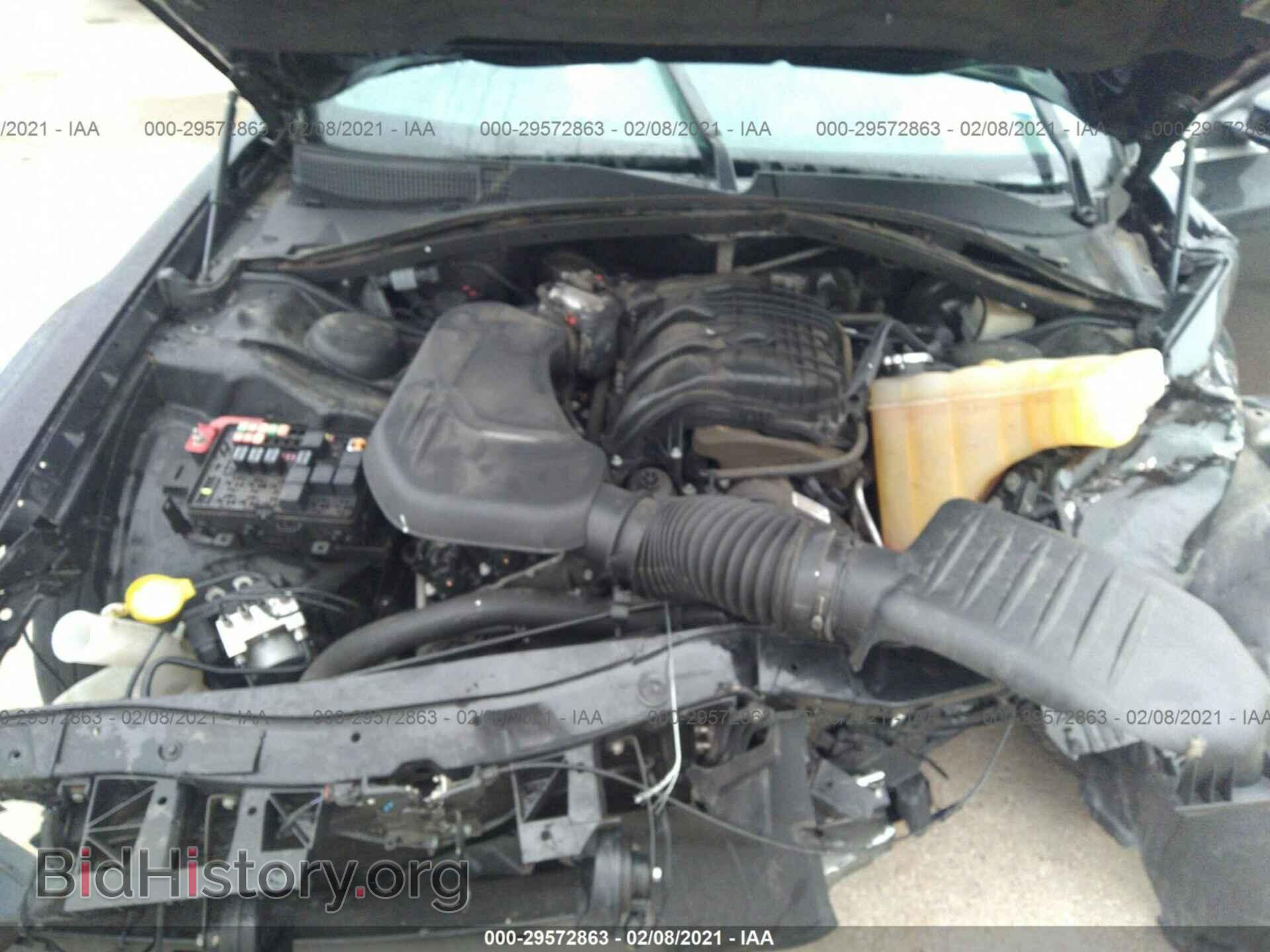 2016 CHRYSLER 300 - VIN: 2C3CCAAG6GH142000 - Фото 10