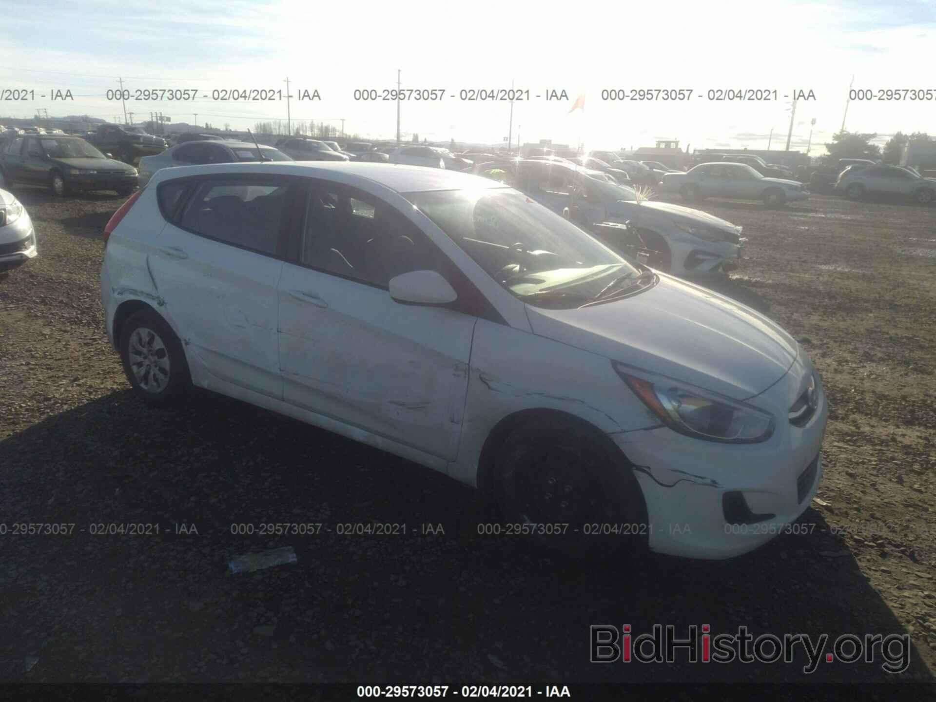 Photo KMHCT5AE3HU344563 - HYUNDAI ACCENT 2017