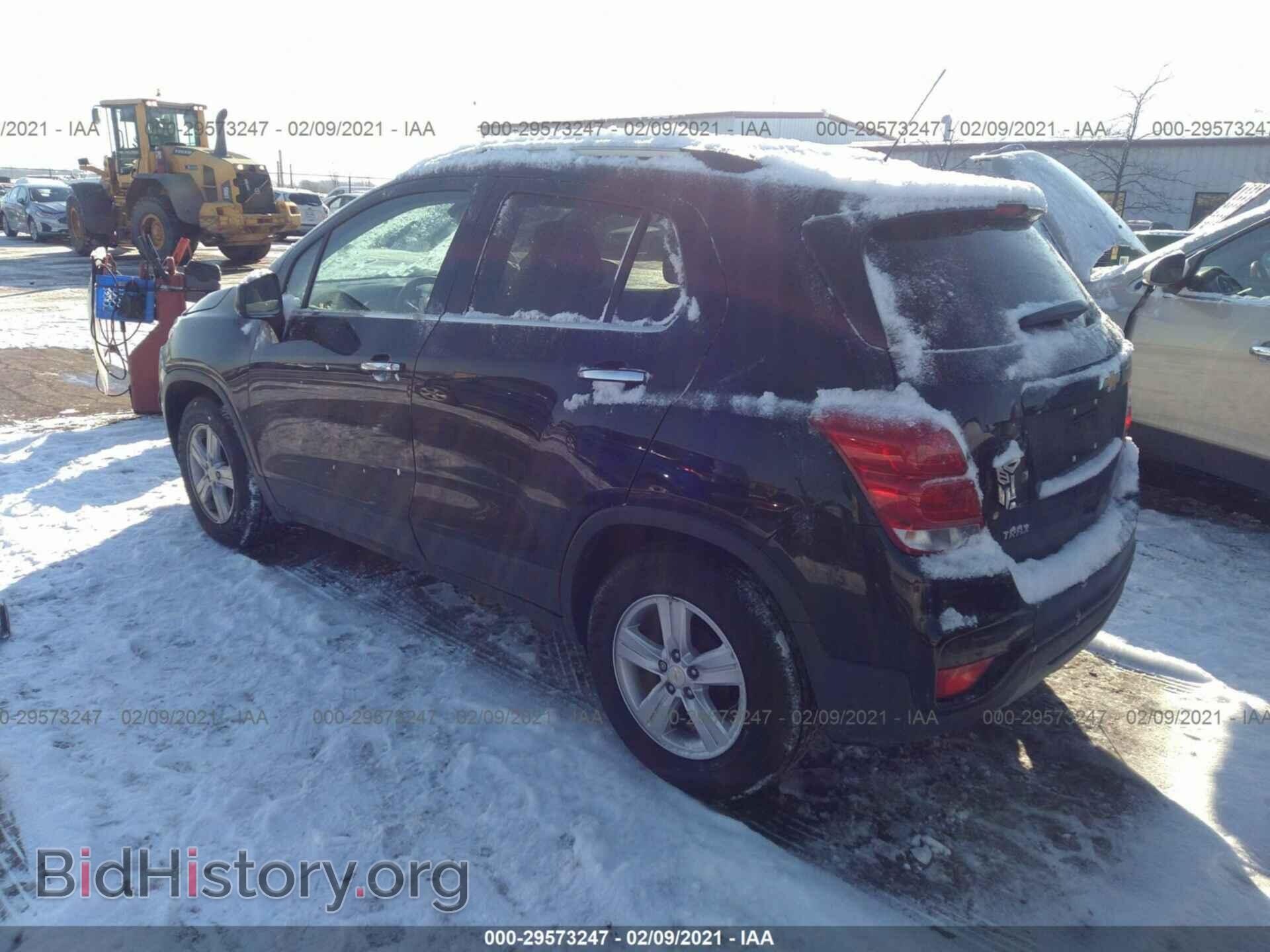 2020 CHEVROLET TRAX - VIN: 3GNCJLSB9LL109419 - Фото 3