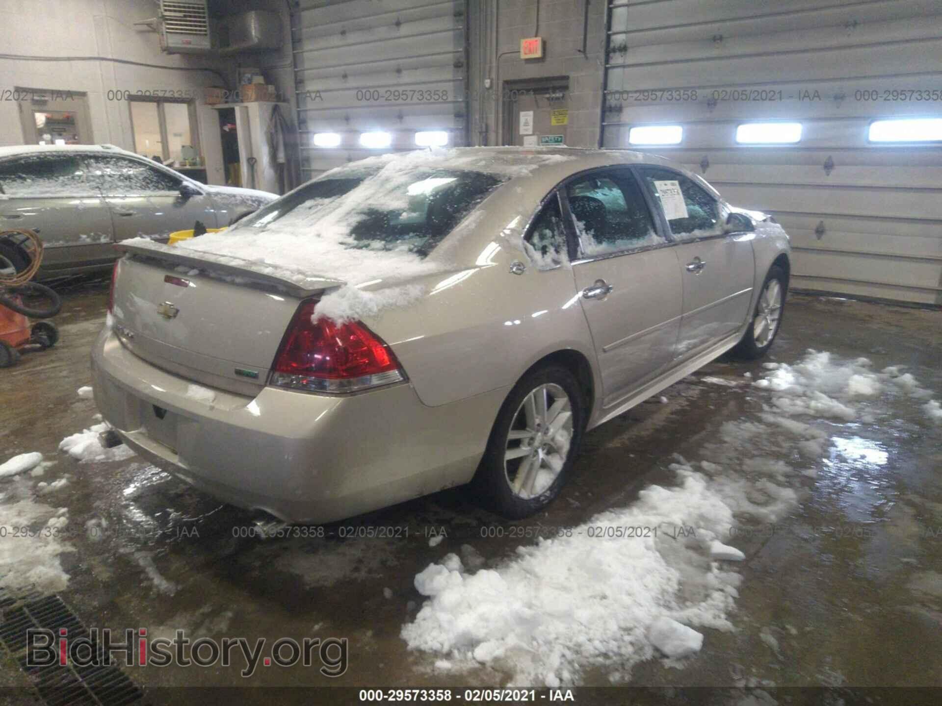 2012 CHEVROLET IMPALA - VIN: 2G1WC5E30C1142142 - Фото 4
