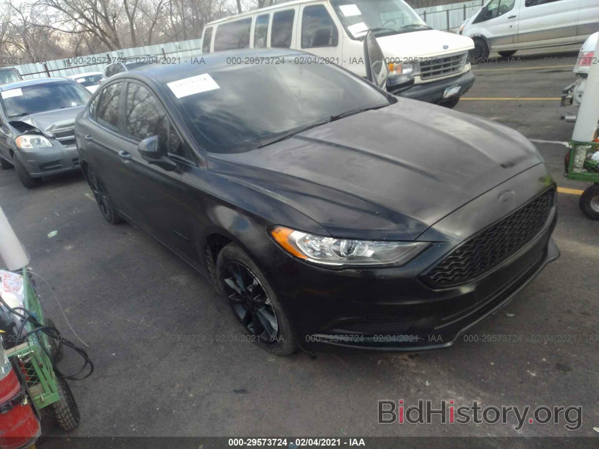 Photo 3FA6P0LU3HR307006 - FORD FUSION 2017