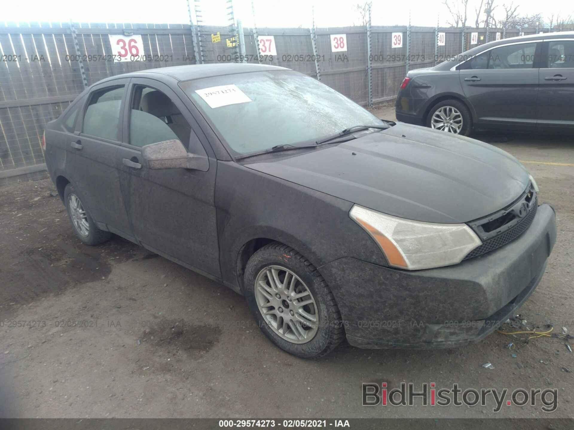 Photo 1FAHP35NX9W189812 - FORD FOCUS 2009